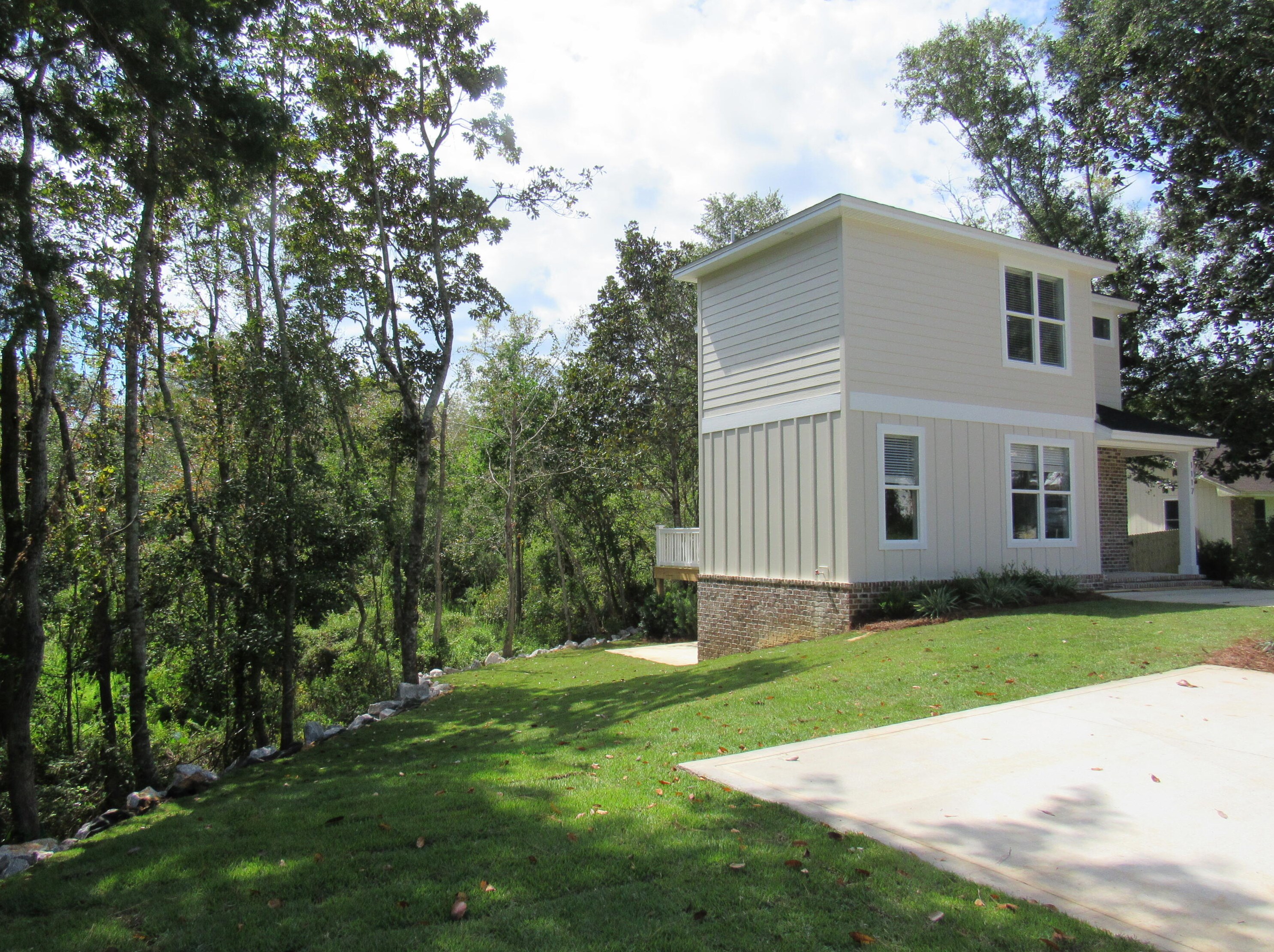 1117 Phyllis Ave, Niceville, FL 32578-3252
