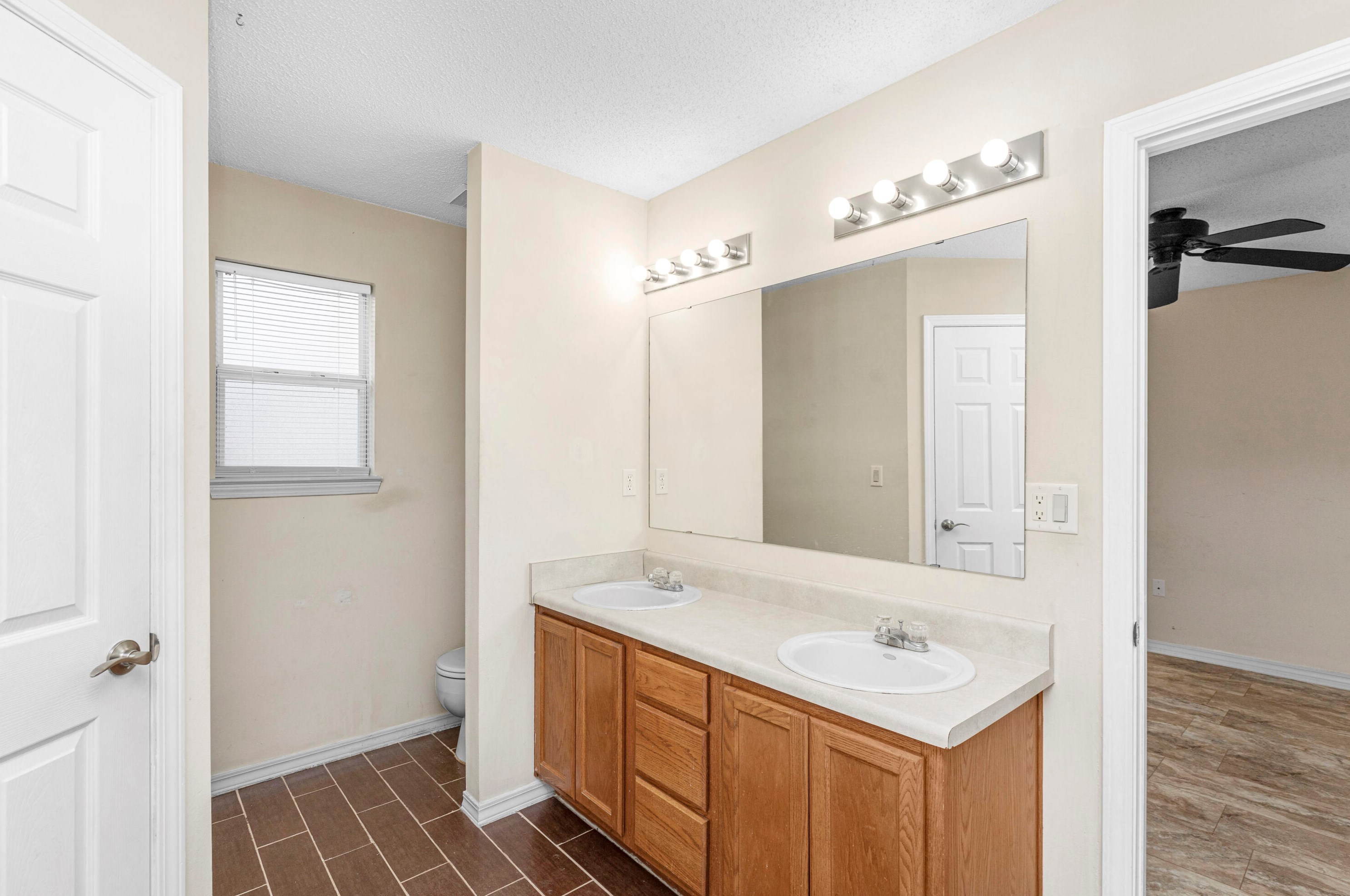 256 Limestone Cir, Crestview FL  32539-5794 exterior