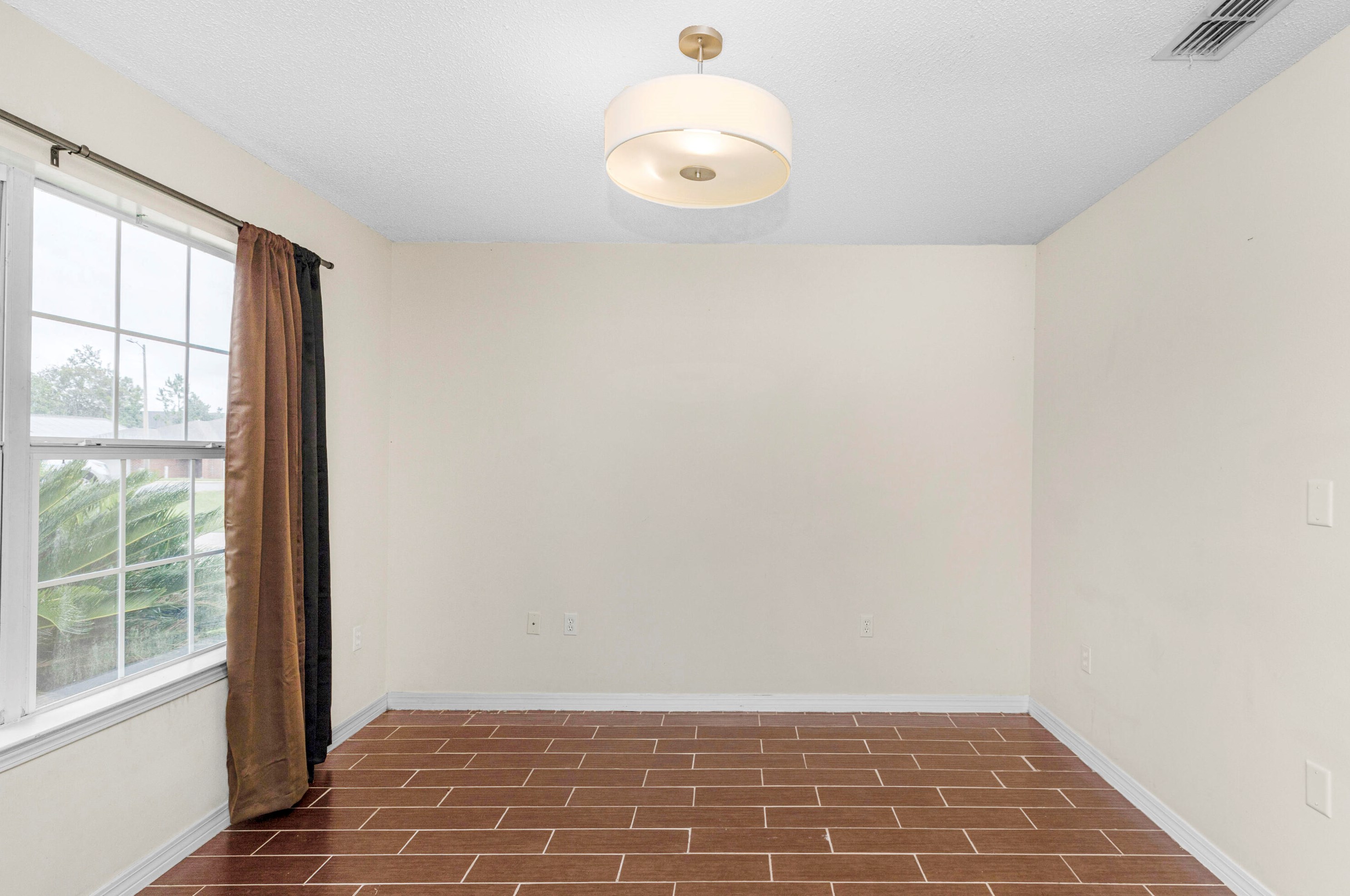 256 Limestone Cir, Crestview FL  32539-5794 exterior