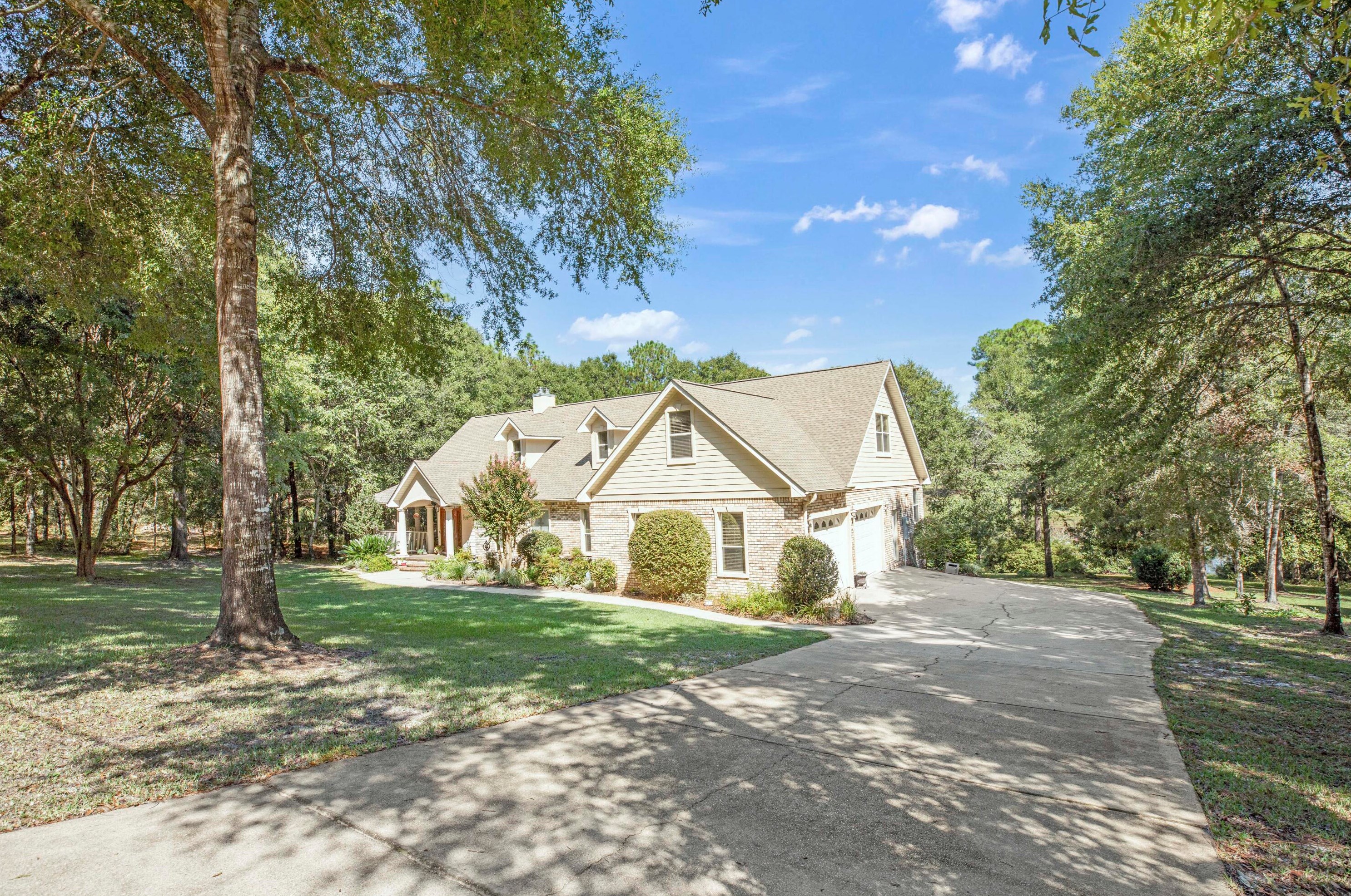 150 Wedgewood Ln, Crestview, FL 32536-1502