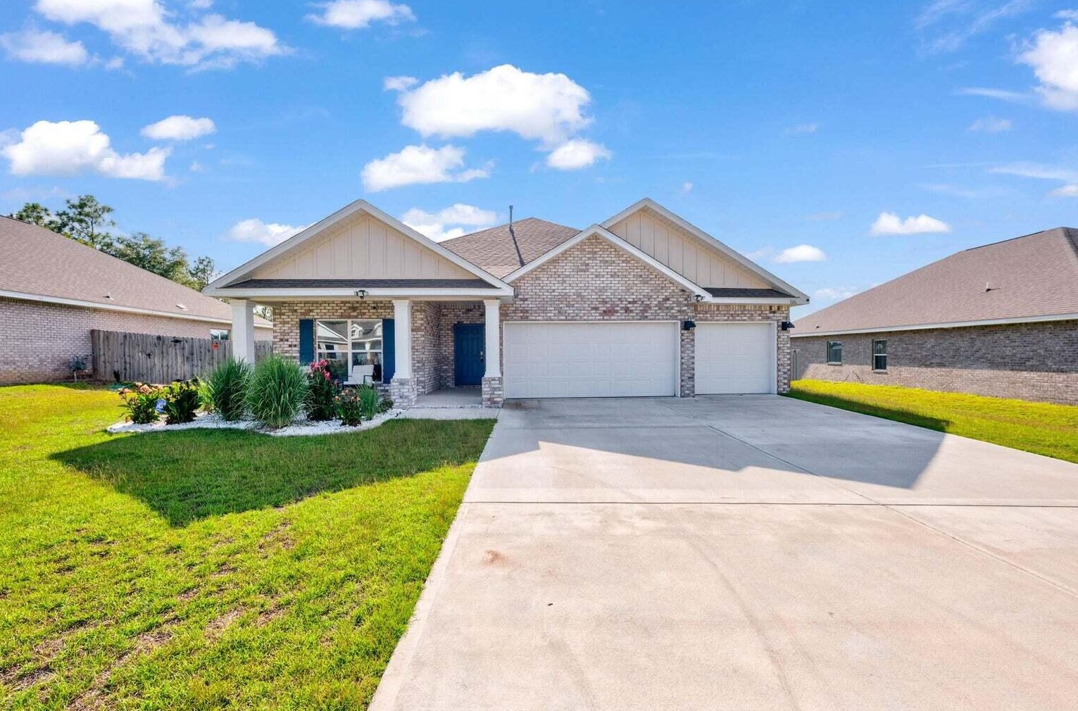 1106 Shoal River Dr, Crestview, FL 32539