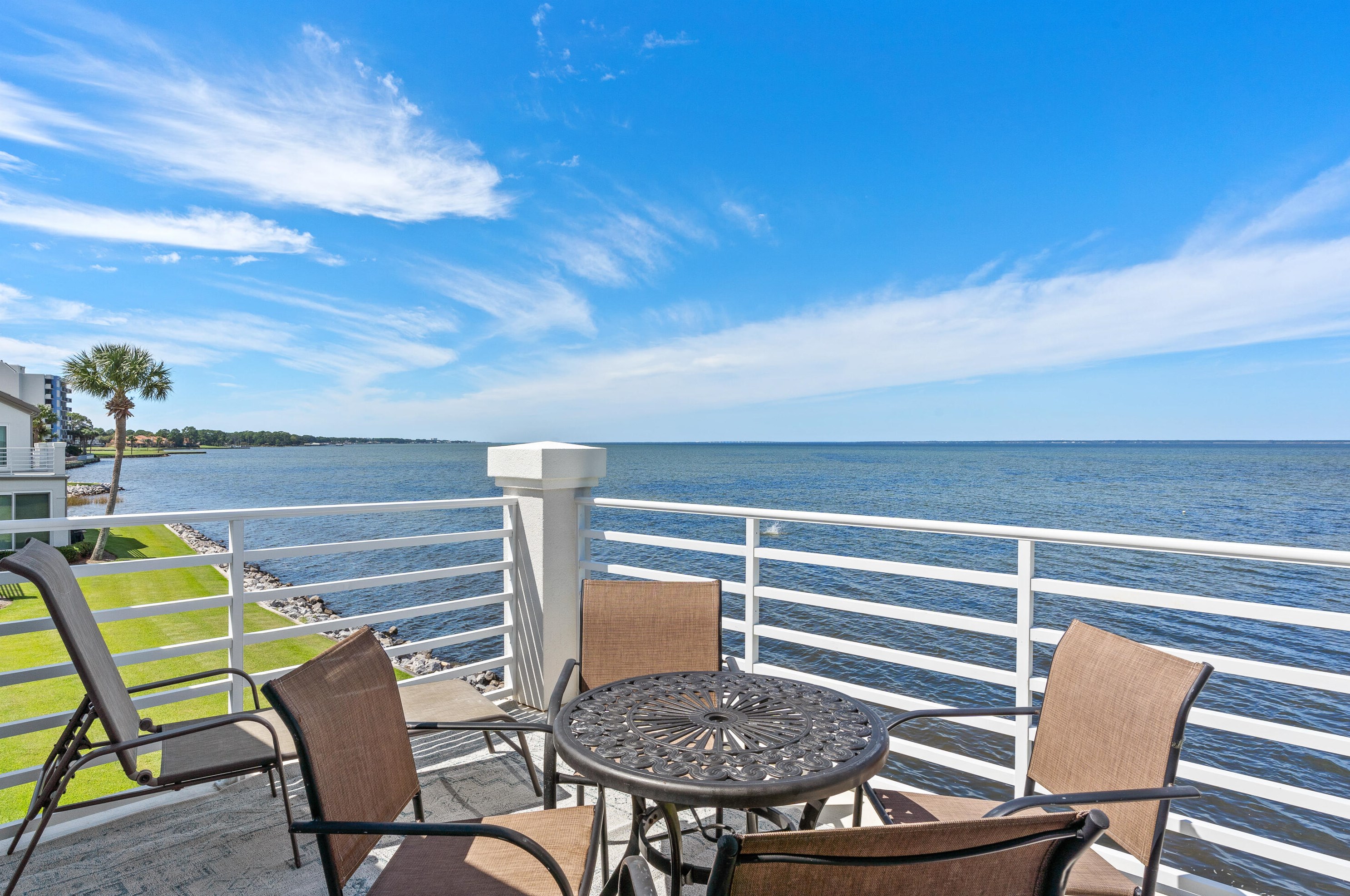 972 Northshore Dr, Destin, FL 32550-4540