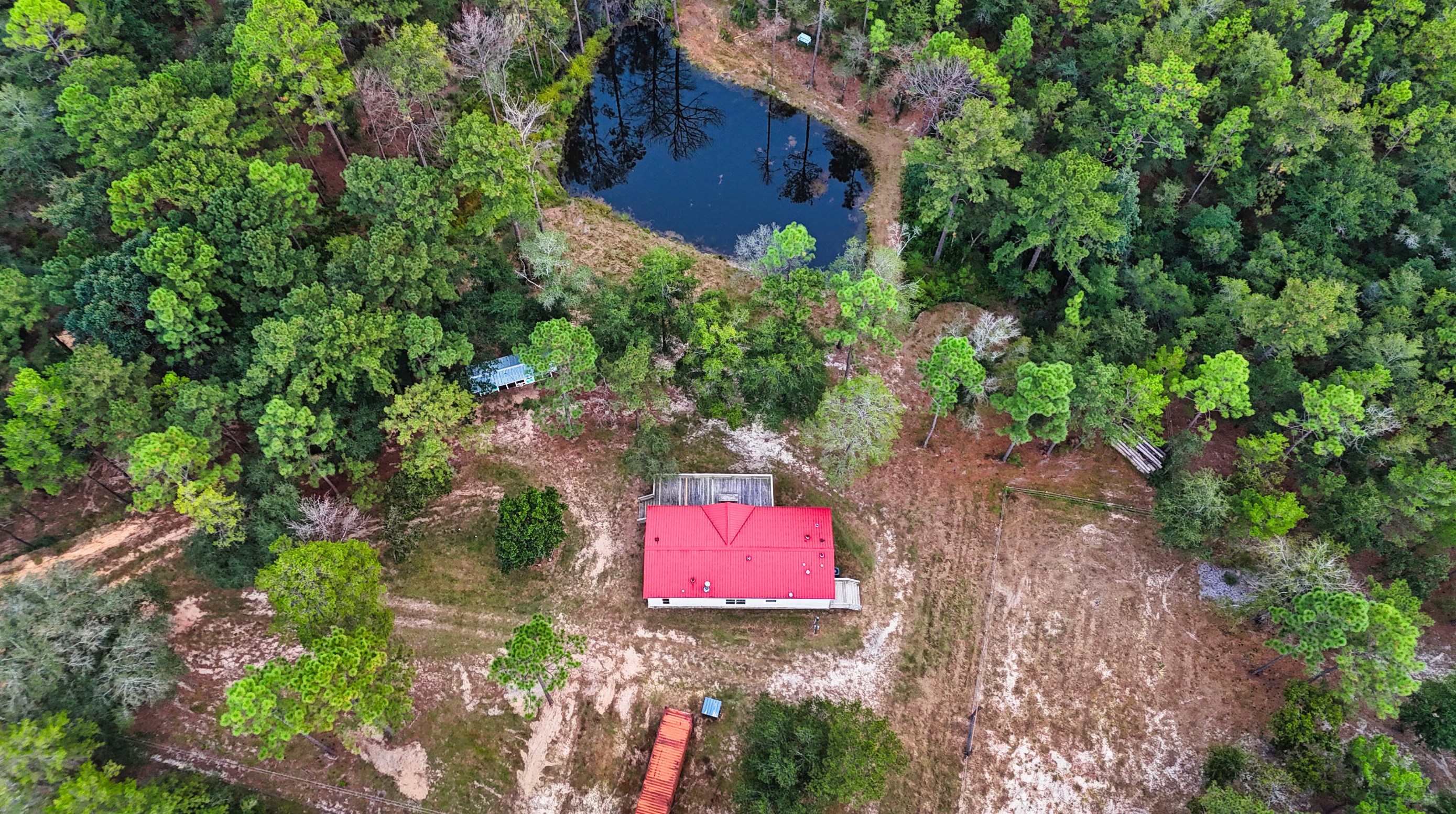 5220 Stallion Dr, Crestview, FL 32539-8755