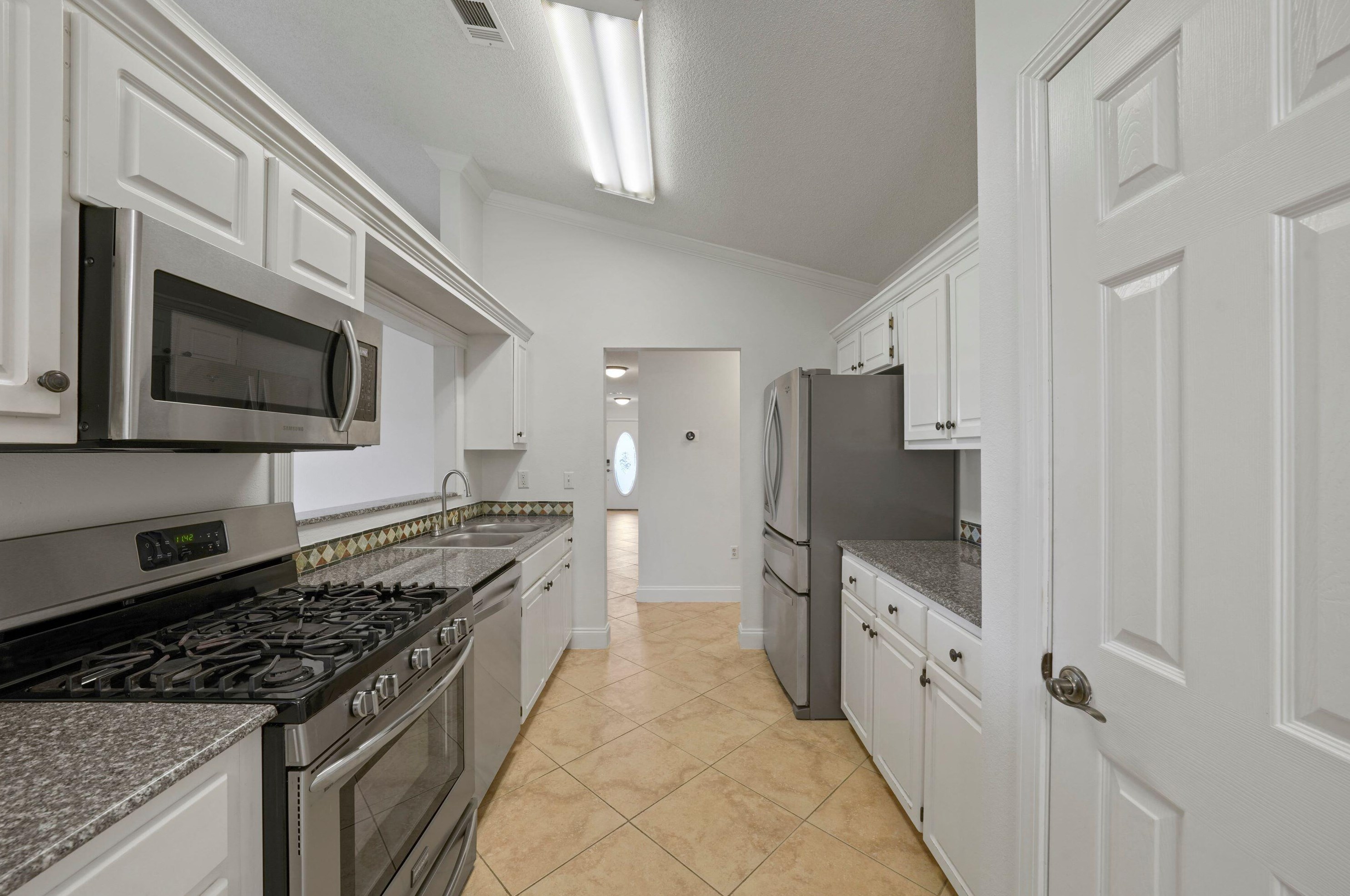 1609 Sutton Pl, Fort Walton Beach FL  32547-4961 exterior