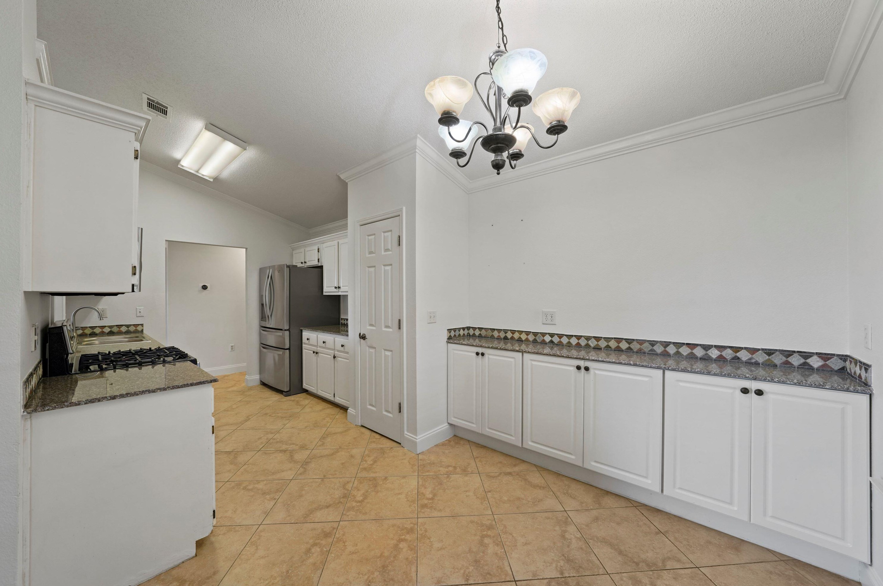 1609 Sutton Pl, Fort Walton Beach FL  32547-4961 exterior