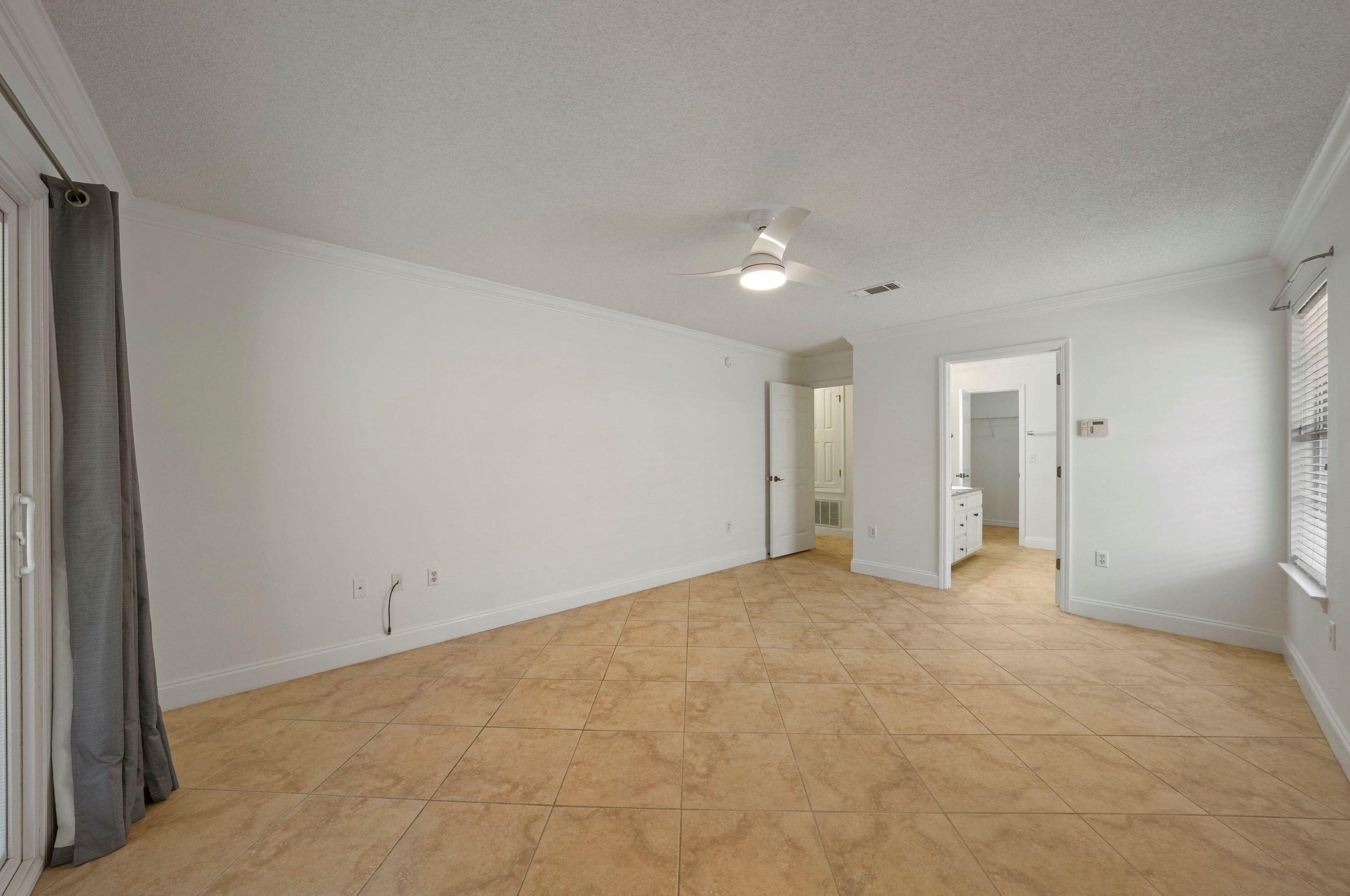 1609 Sutton Pl, Fort Walton Beach FL  32547-4961 exterior