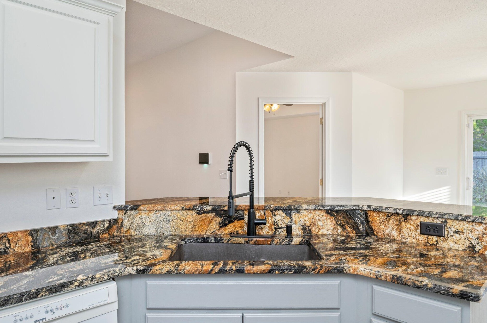 215 Stephen Ave, Mary Esther FL  32569-1345 exterior