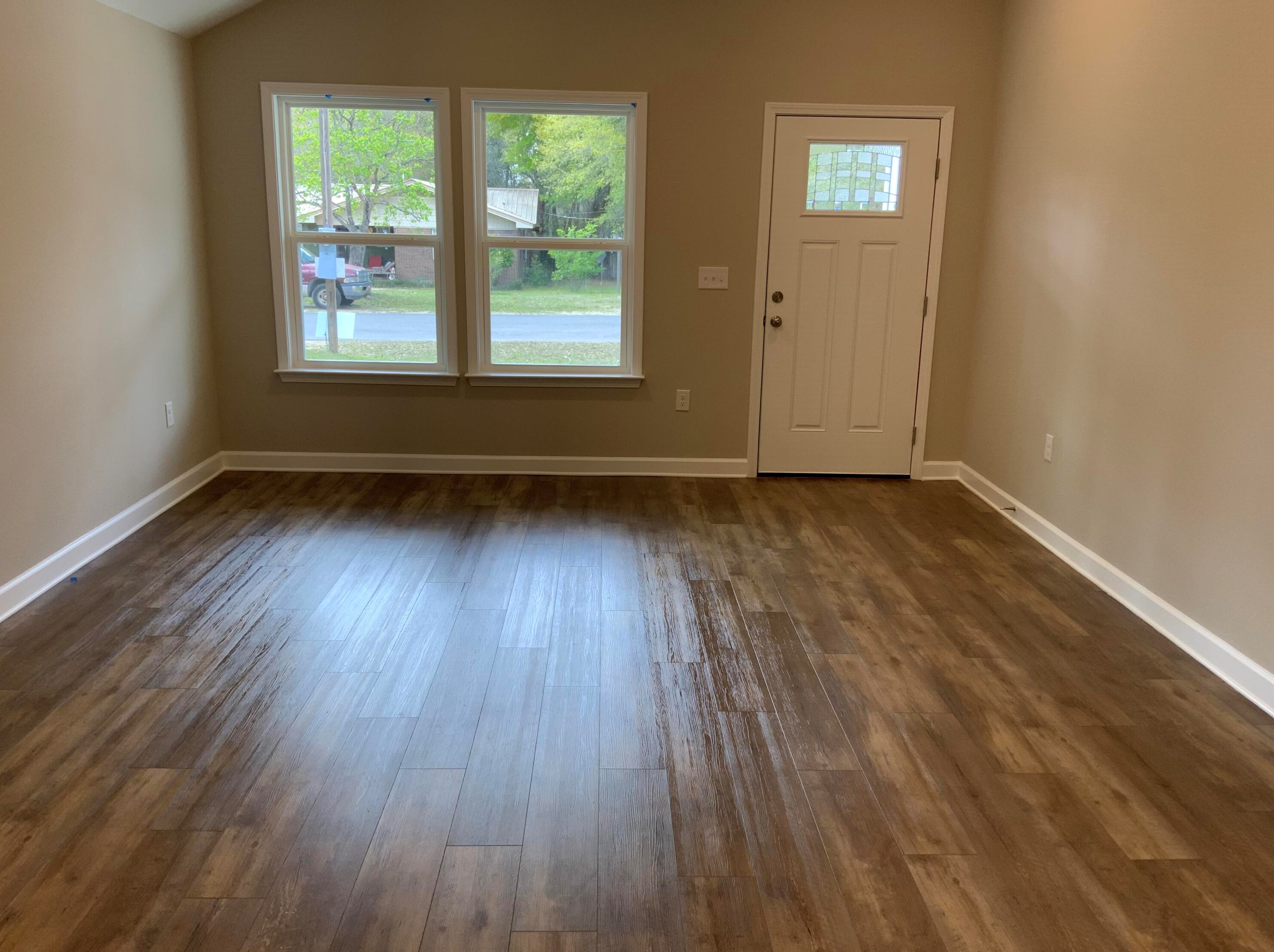 319 E North Ave E, Crestview, FL 32536