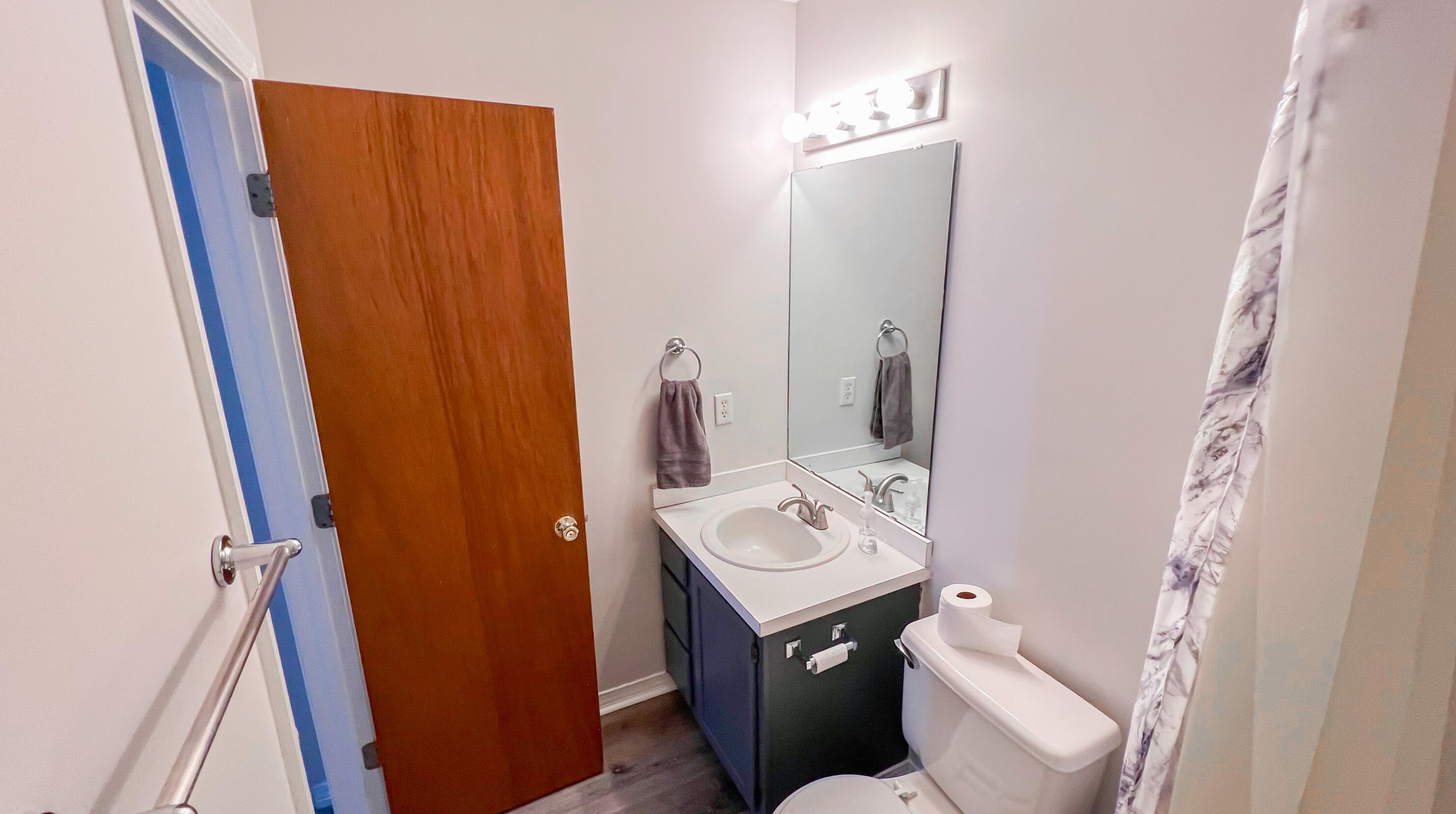 1821 Whispering Oaks Ln, Fort Walton Beach FL  32547-7063 exterior