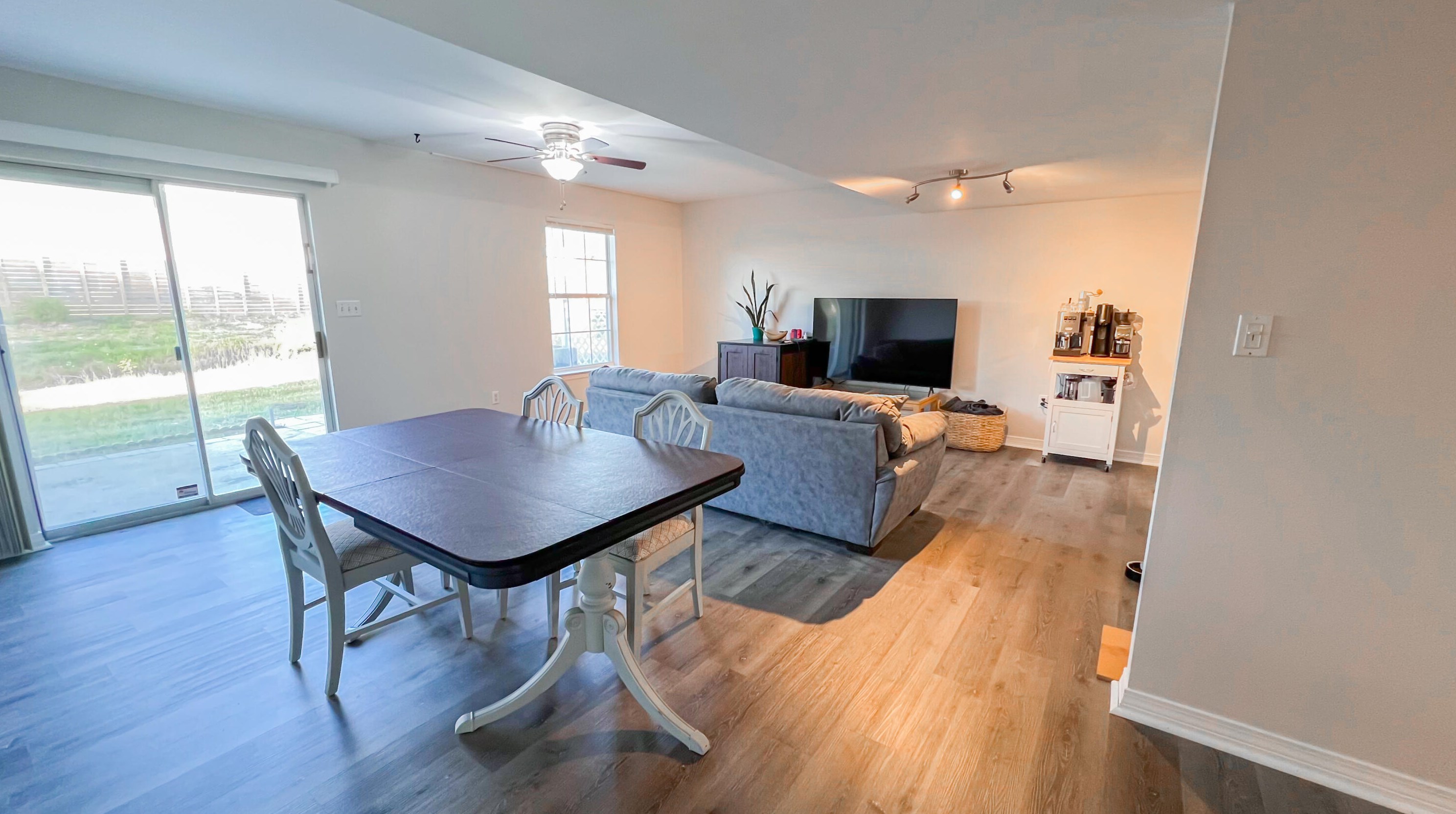 1821 Whispering Oaks Ln, Fort Walton Beach FL  32547-7063 exterior