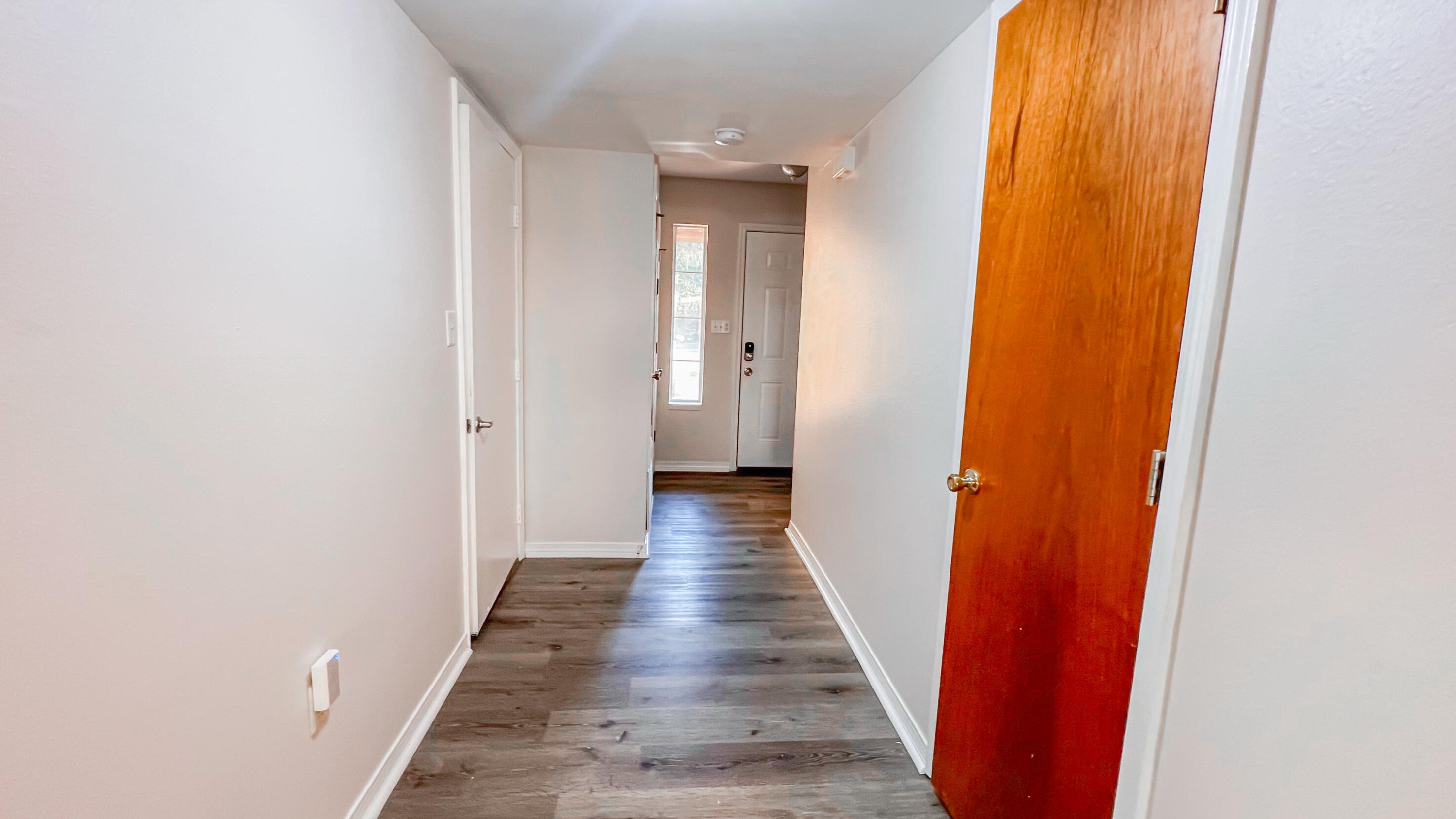 1821 Whispering Oaks Ln, Fort Walton Beach FL  32547-7063 exterior