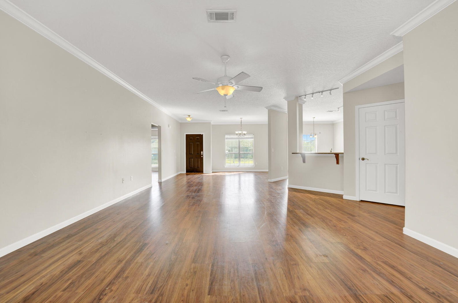 5228 Moore Loop, Crestview FL  32536-5469 exterior