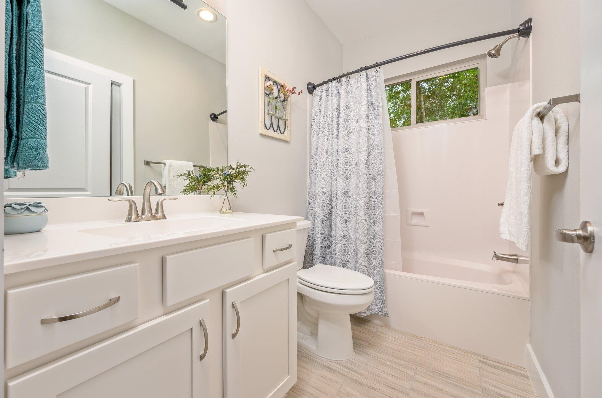 3 Bluewater Point Rd, Niceville FL  32578-4503 exterior