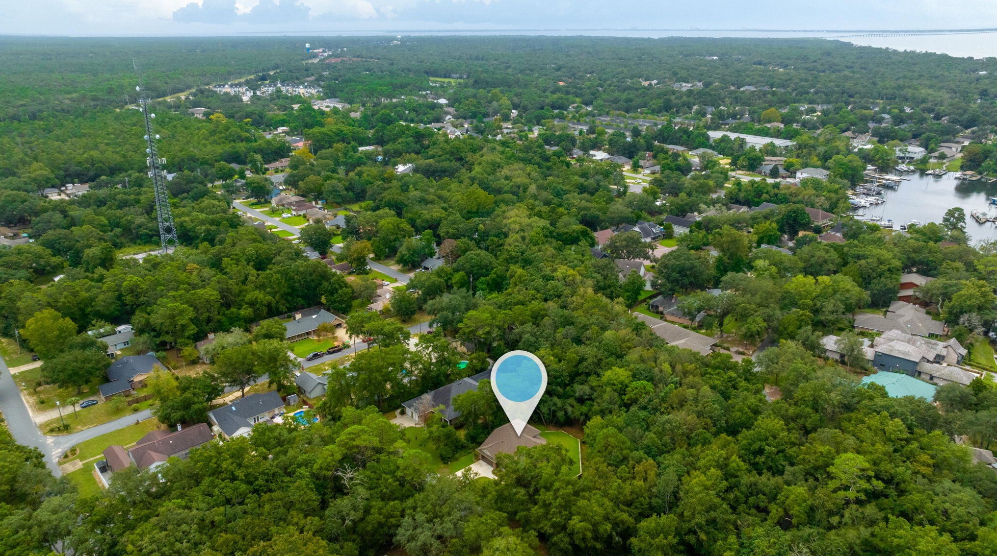 3 Bluewater Point Rd, Niceville FL  32578-4503 exterior