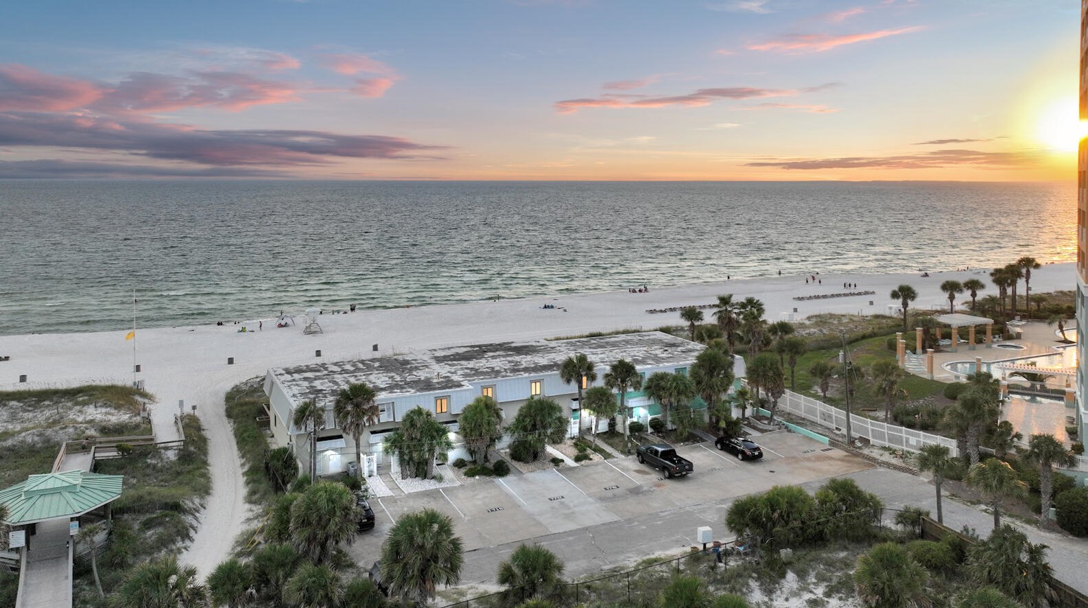 7713 Surf Dr, Panama City FL  32408-7510 exterior