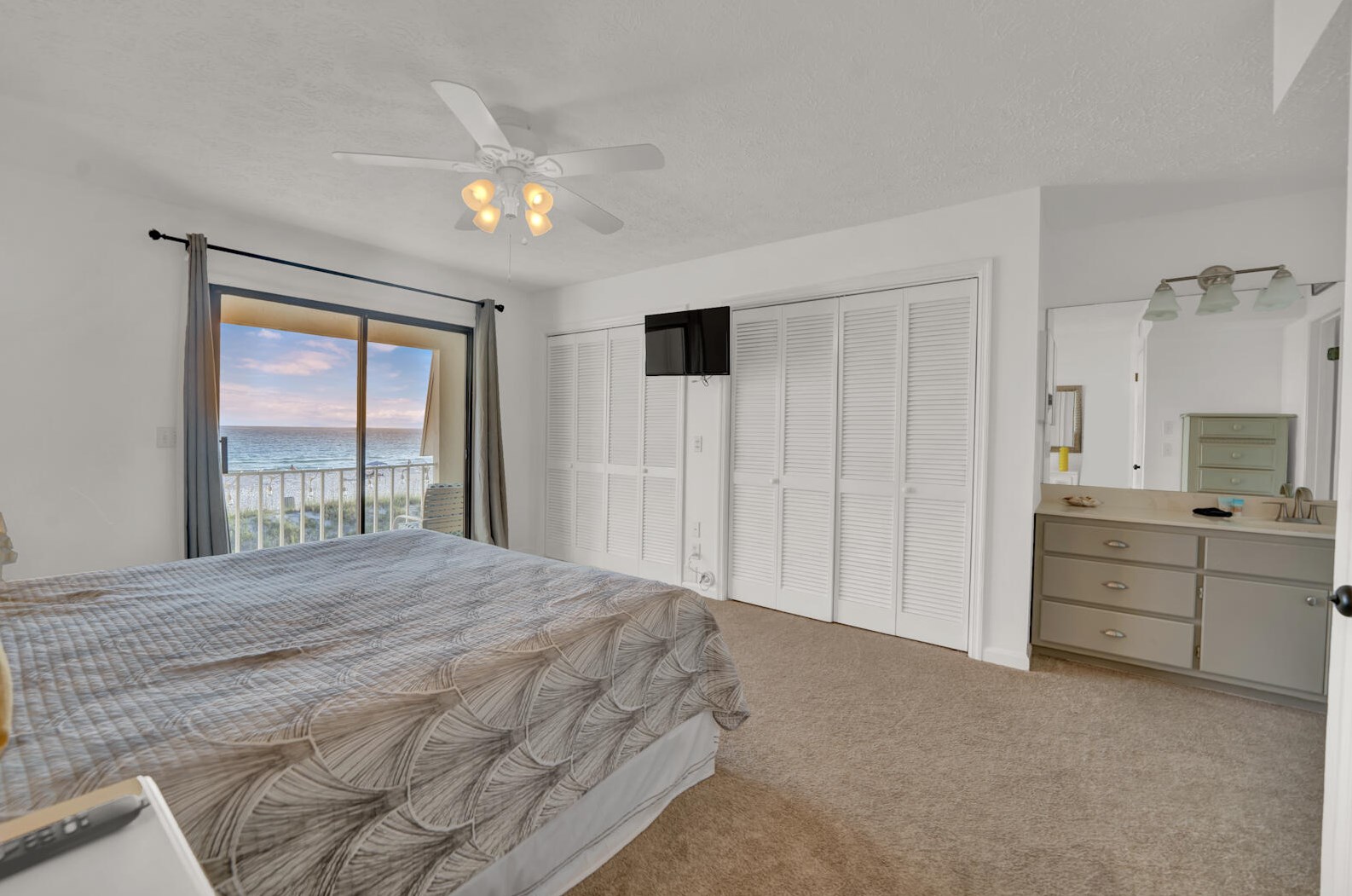 7713 Surf Dr, Panama City FL  32408-7510 exterior