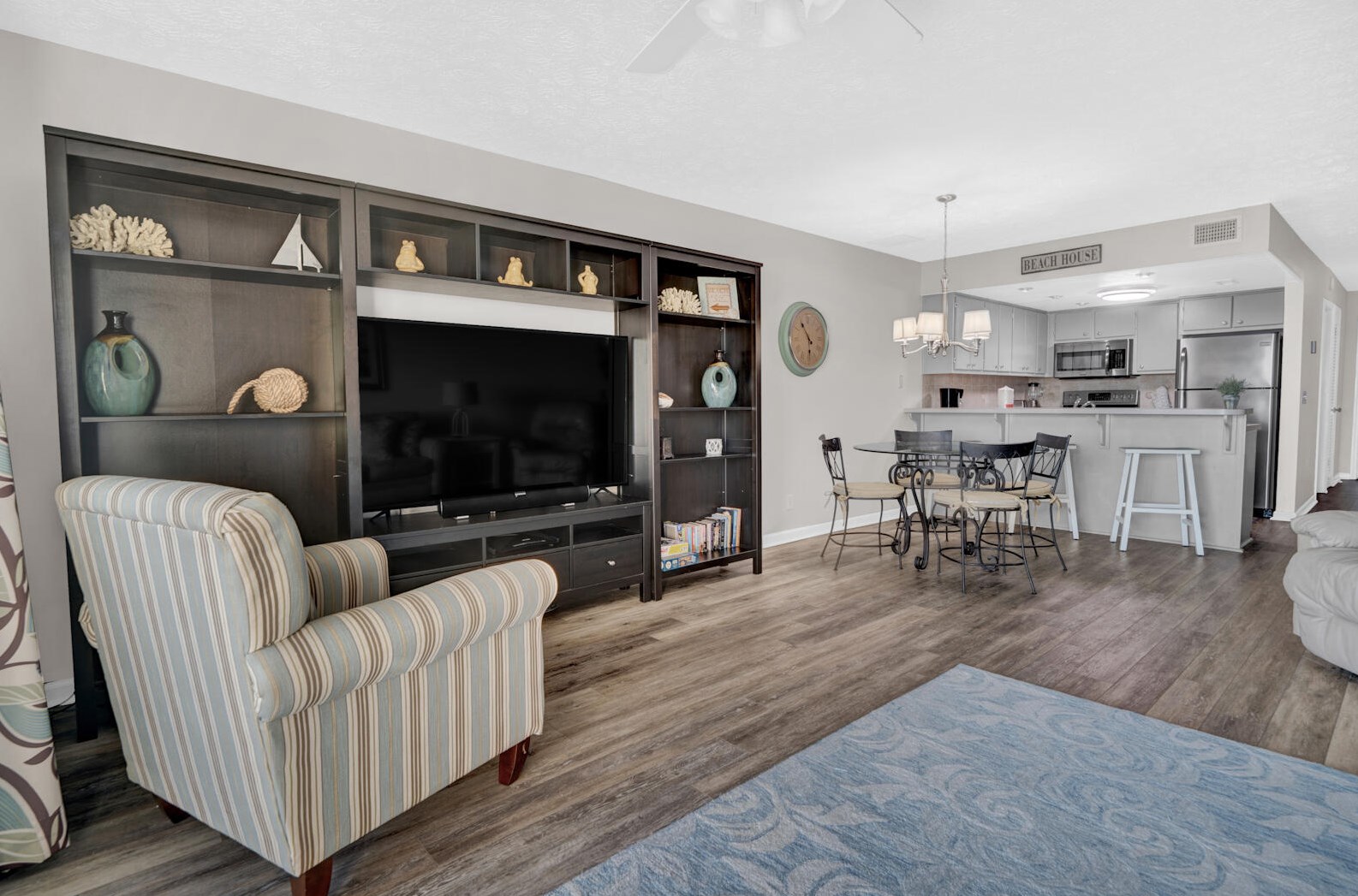 7713 Surf Dr, Panama City FL  32408-7510 exterior