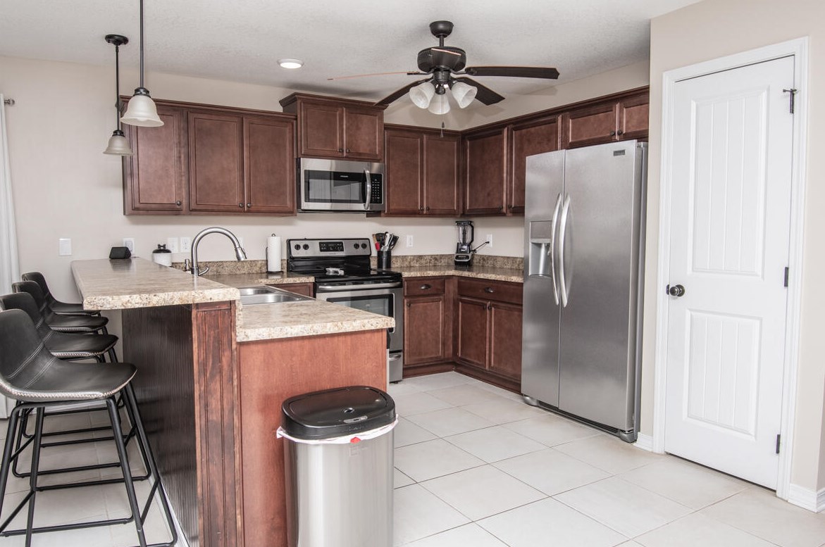 489 Eisenhower Dr, Crestview FL  32539-6953 exterior