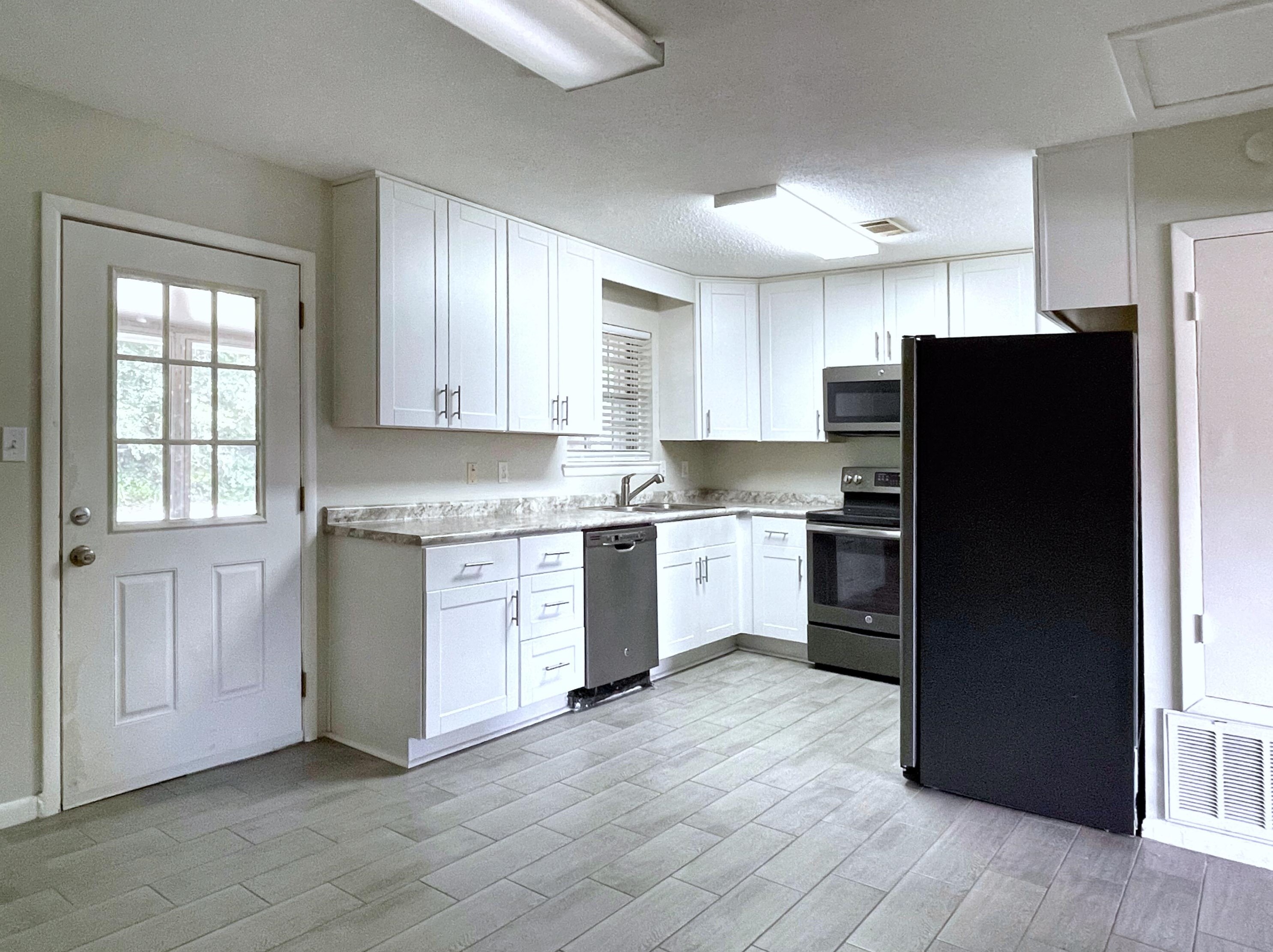 29 North St, Mary Esther, FL 32569
