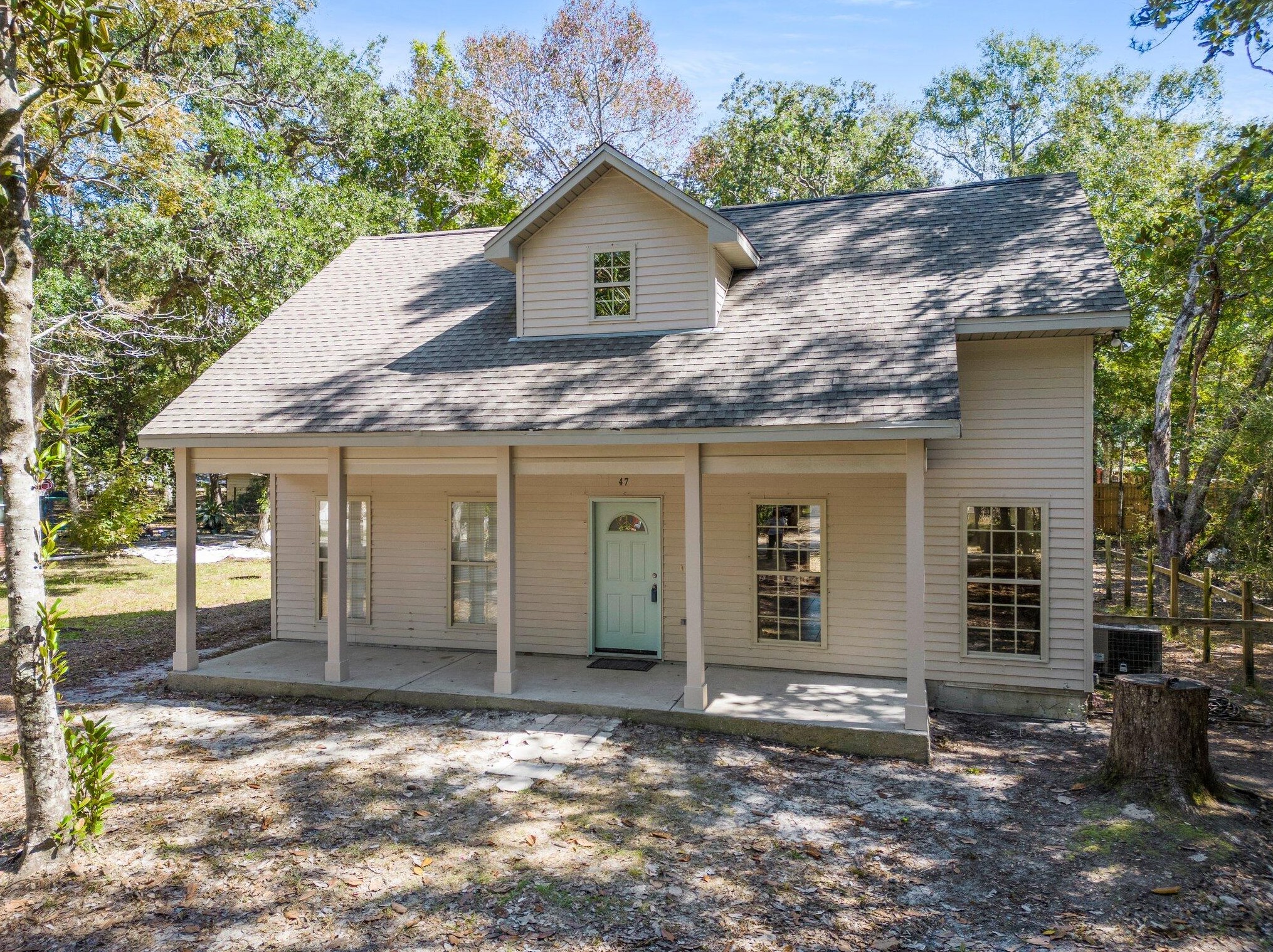 47 Formby St, Freeport, FL 32439
