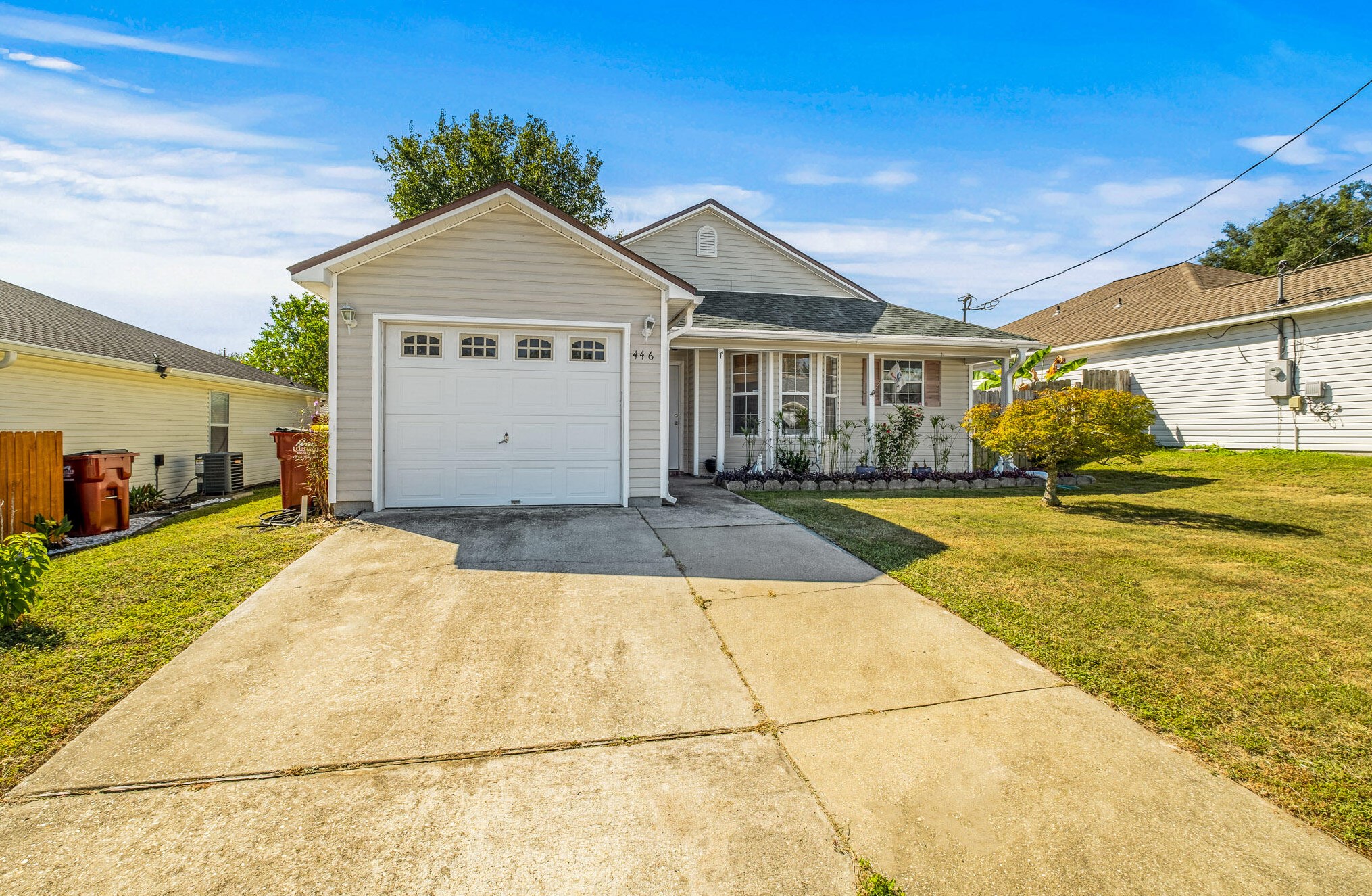 446 Apple Dr, Crestview, FL 32536-9240