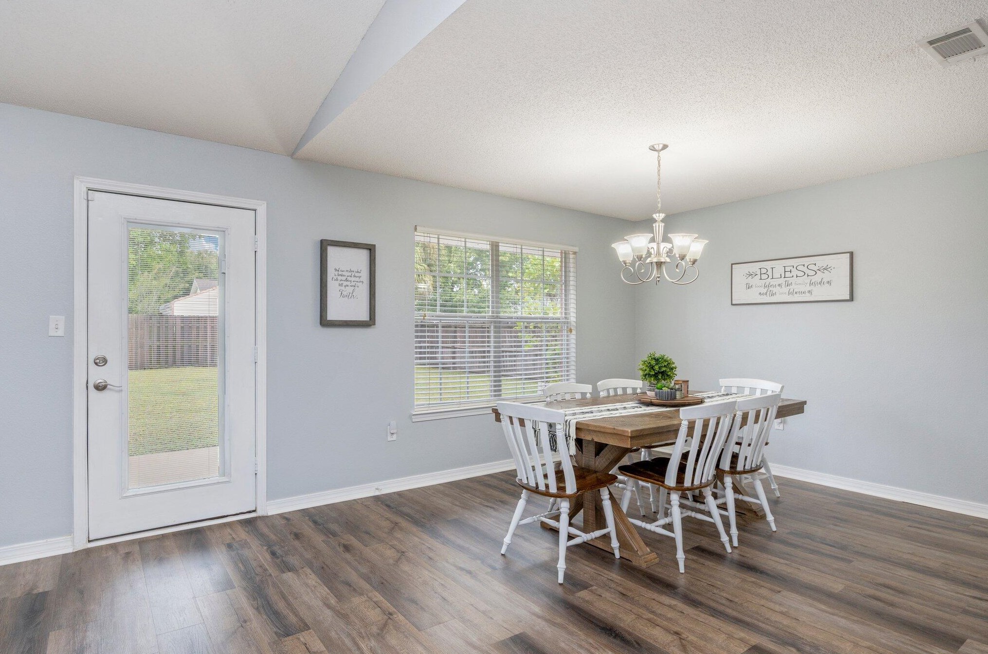 139 Strike Eagle Dr, Crestview FL  32536-2240 exterior