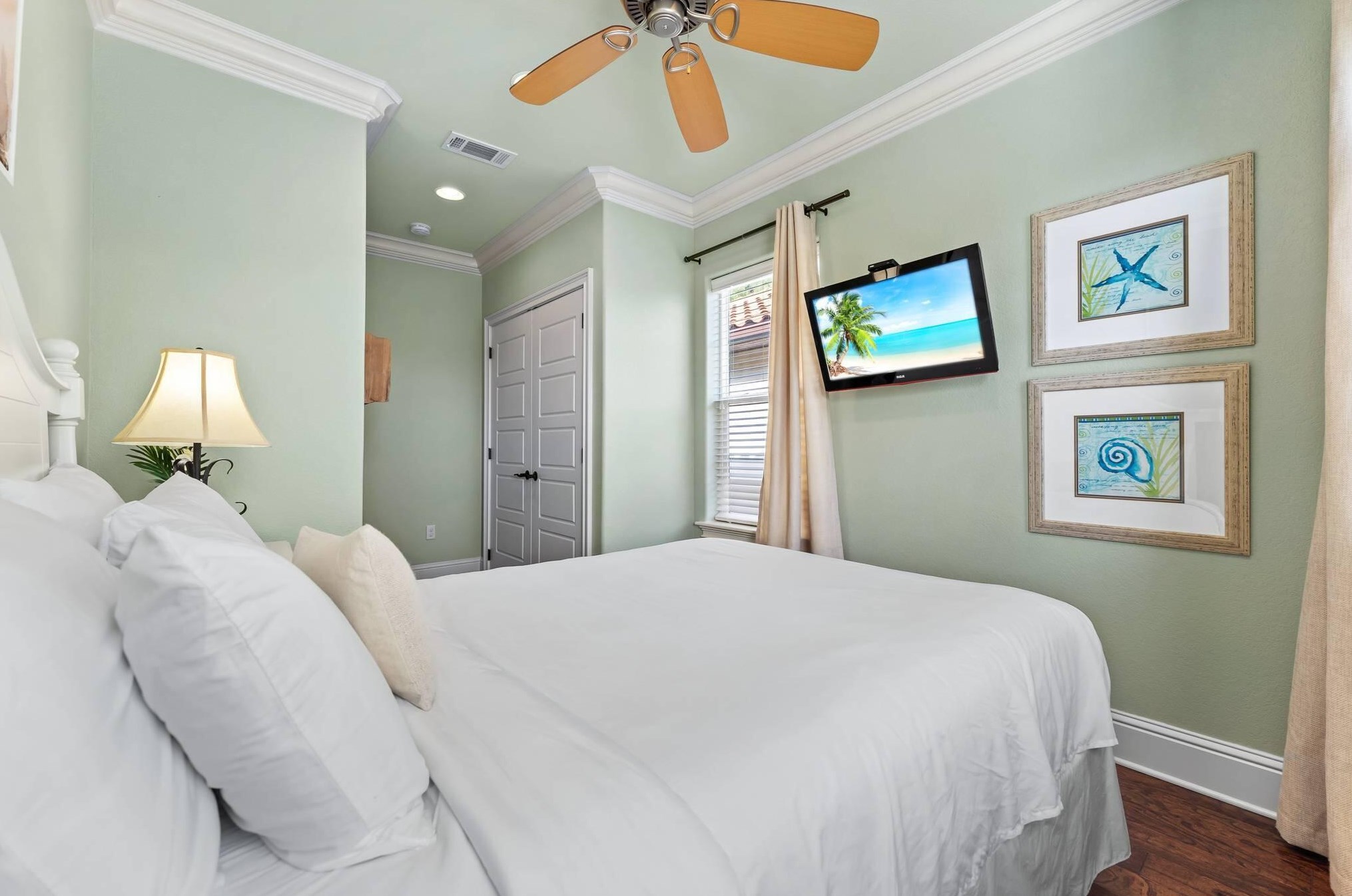 1843 Boardwalk Dr, Destin FL 32550-5896 exterior