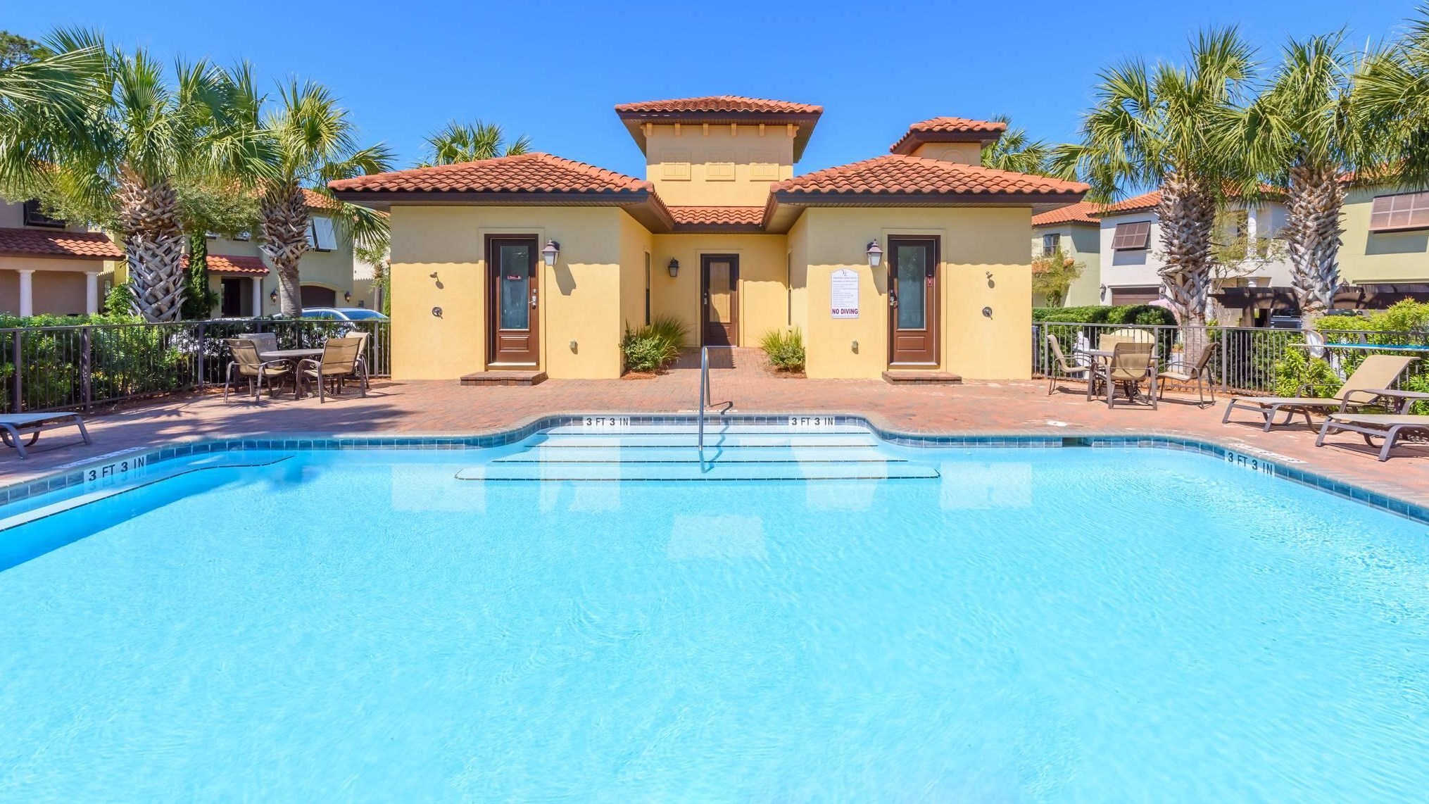 1843 Boardwalk Dr, Destin FL 32550-5896 exterior