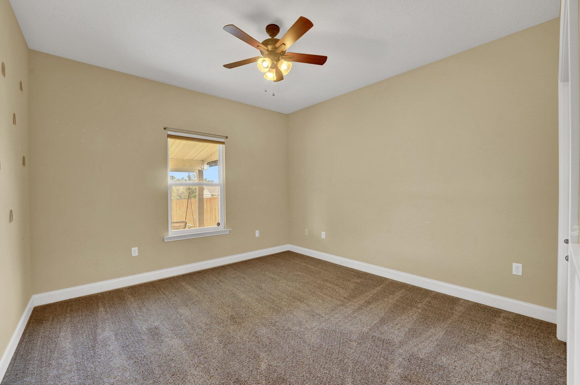 5762 Marigold Loop, Crestview FL  32539-8405 exterior