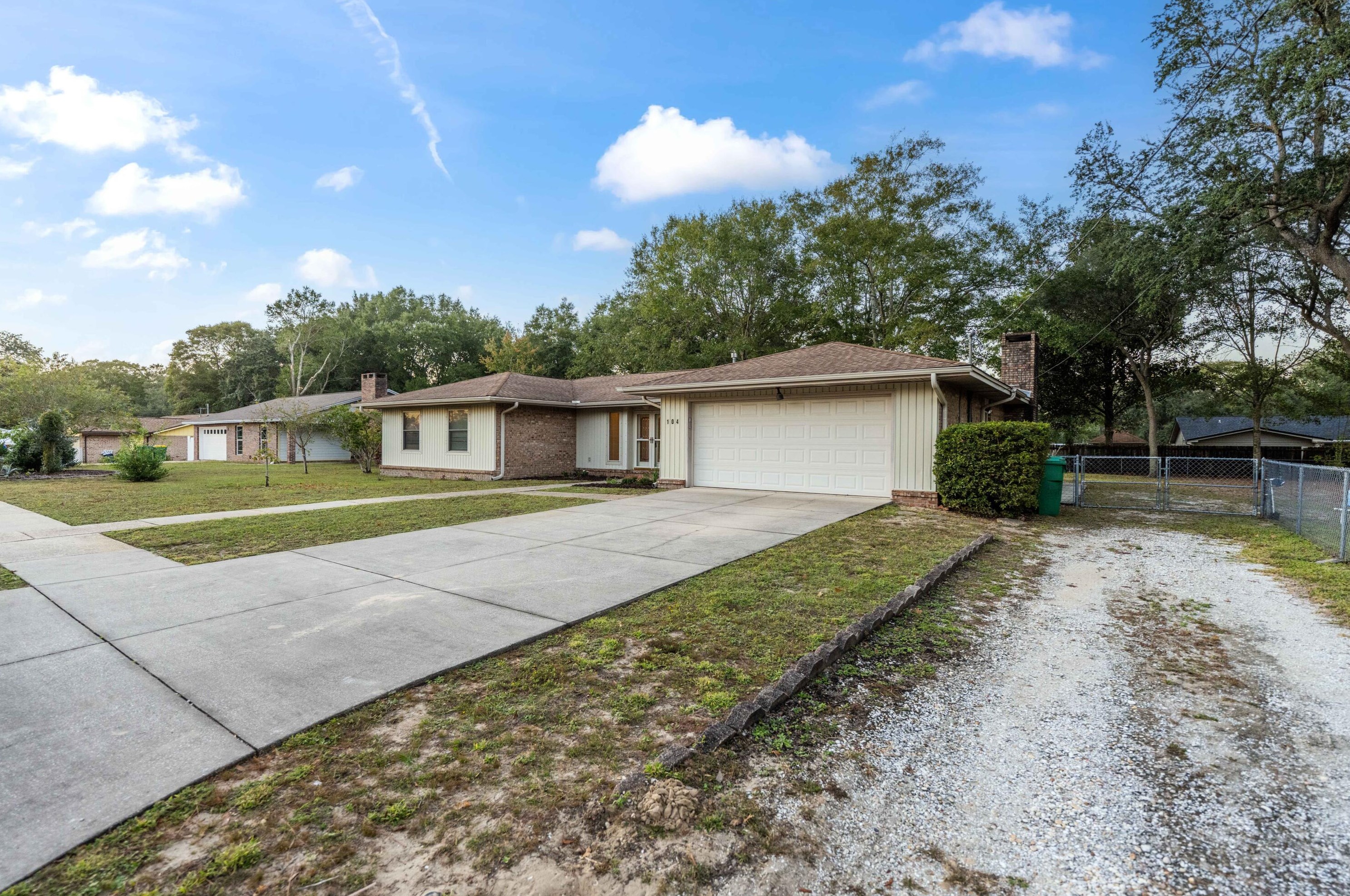 104 Mckinley St, Niceville, FL 32578