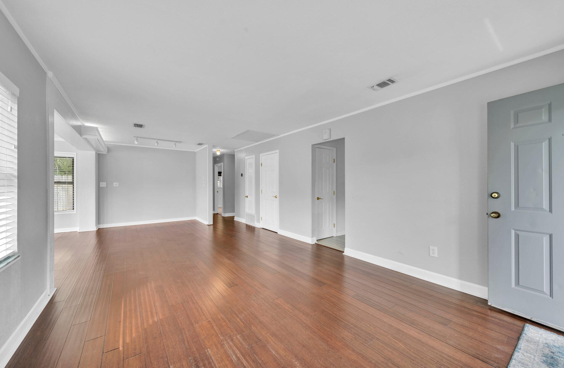 30 Hemlock Dr, Fort Walton Beach FL  32548-4716 exterior