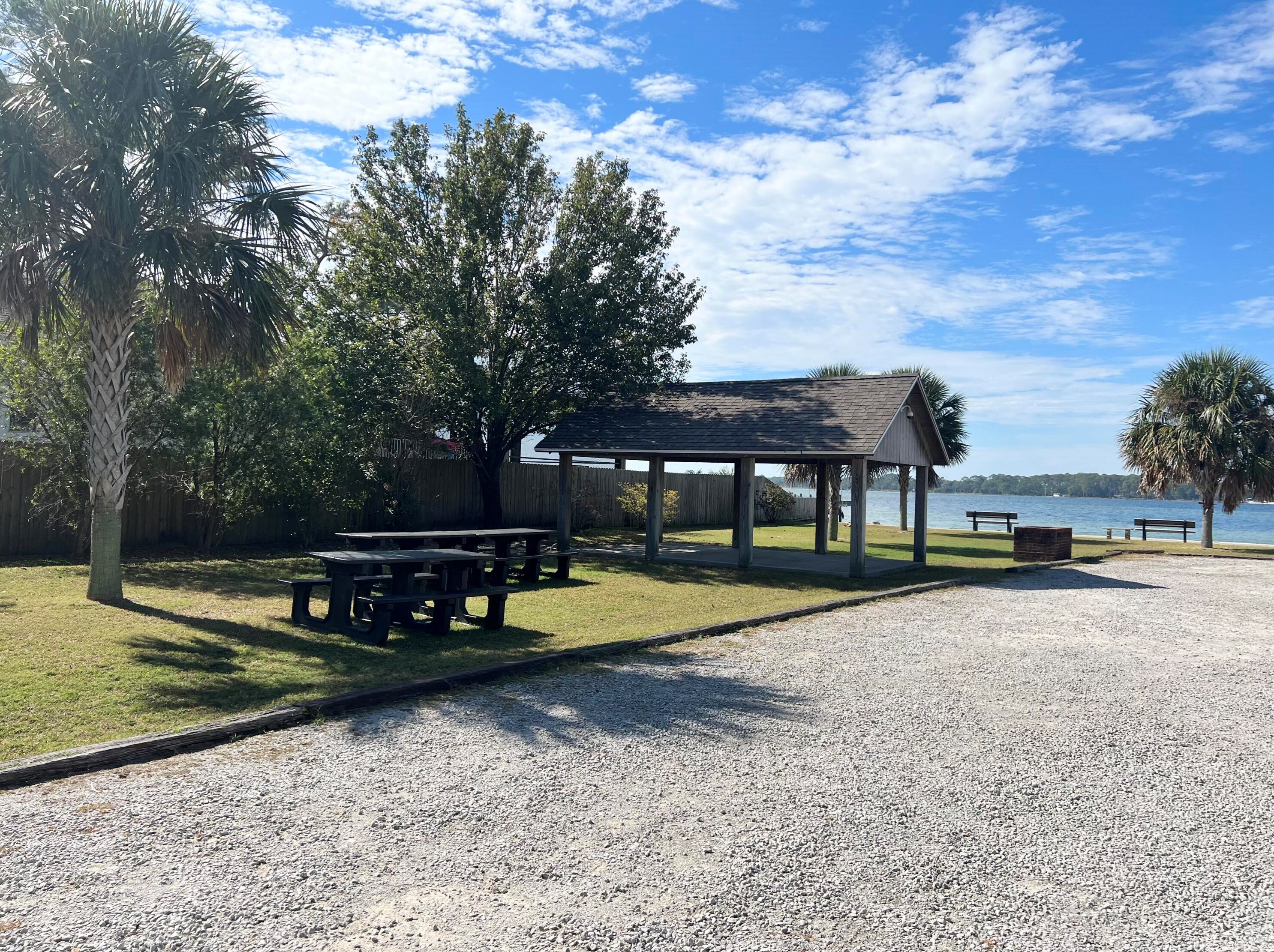 109 Dana Pointe, Niceville FL  32578-3715 exterior