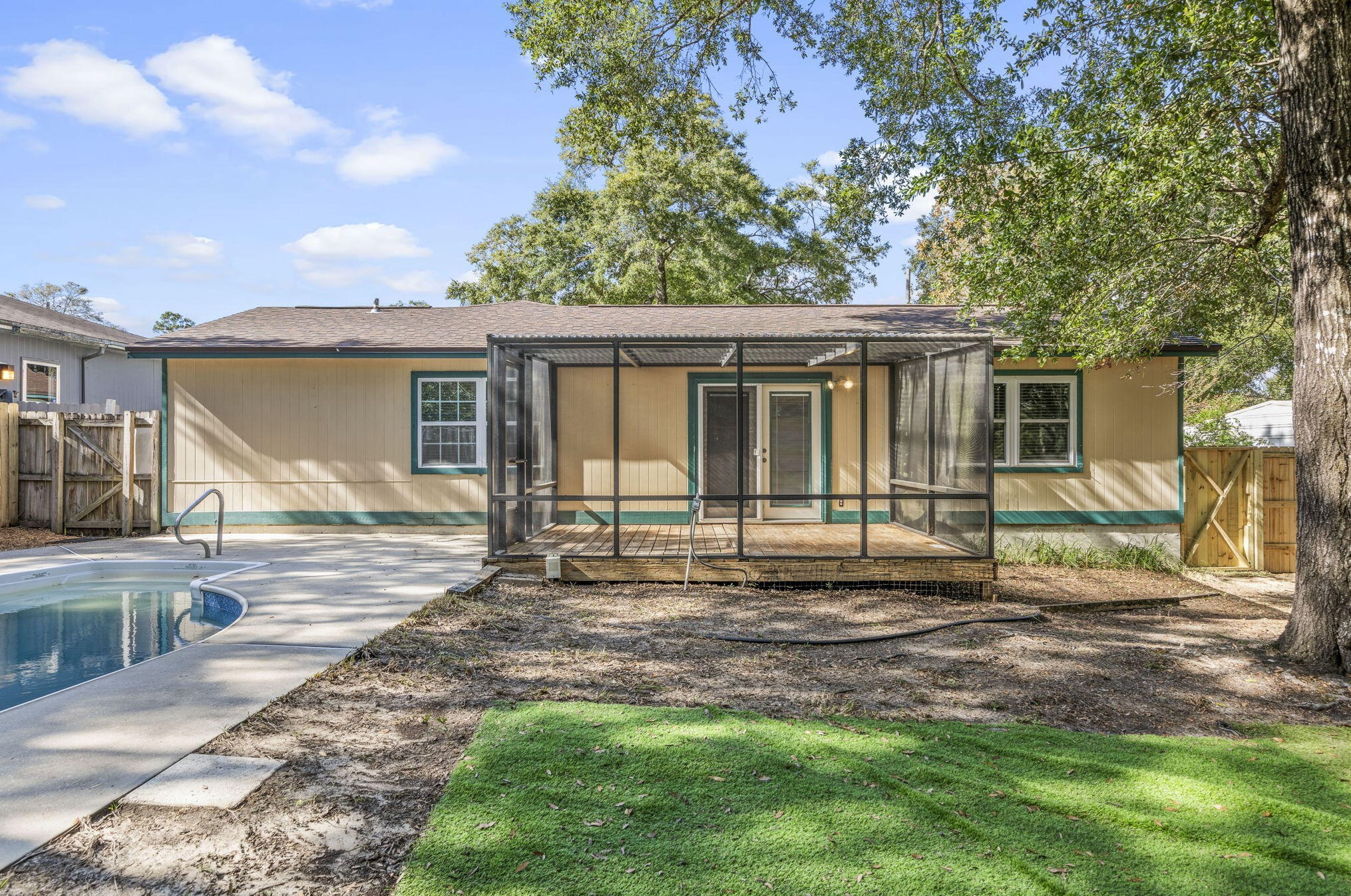 408 Larkspur Ct, Niceville, FL 32578-2121