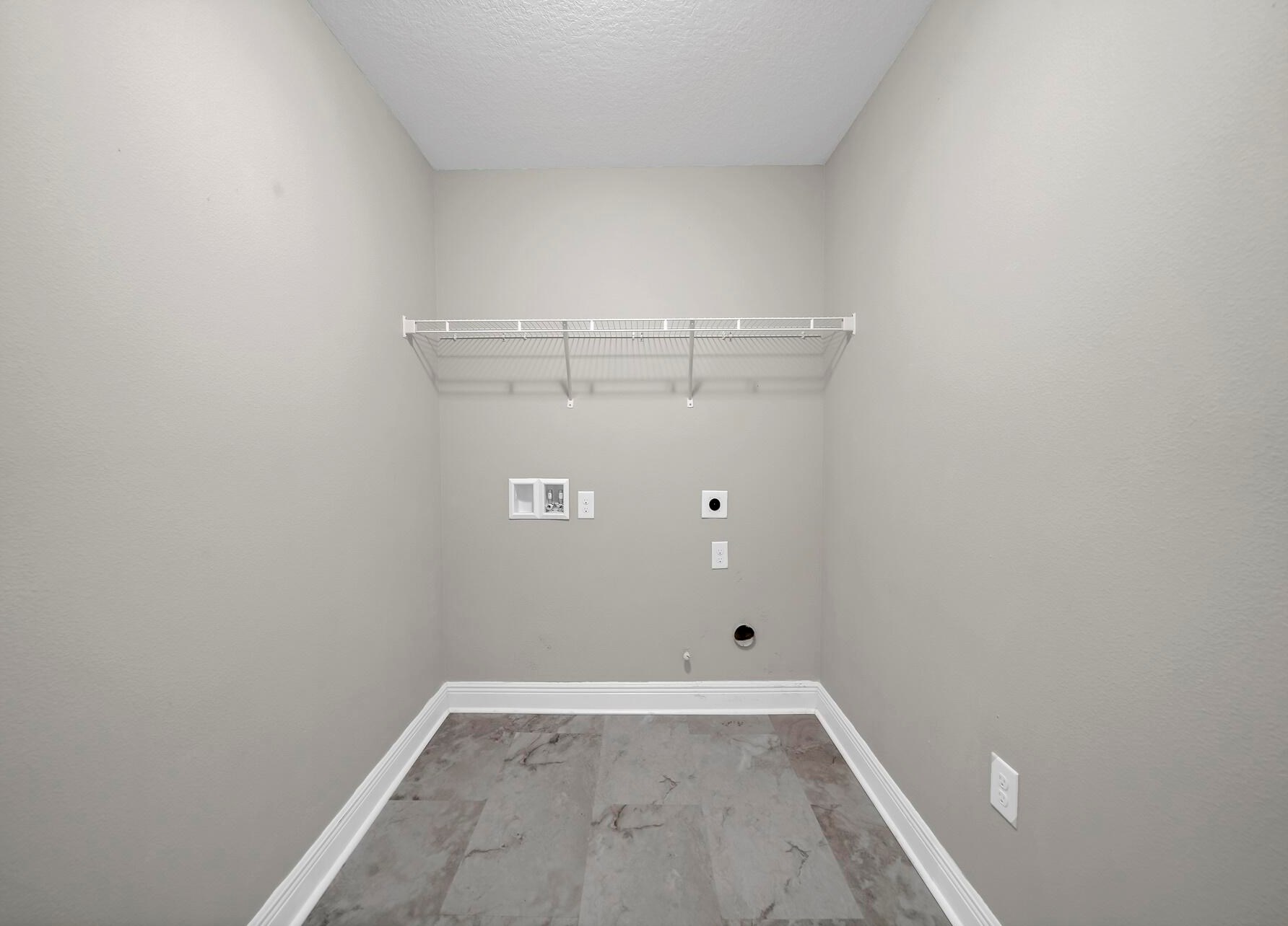 6030 Trestle St, Crestview FL  32536-4379 exterior