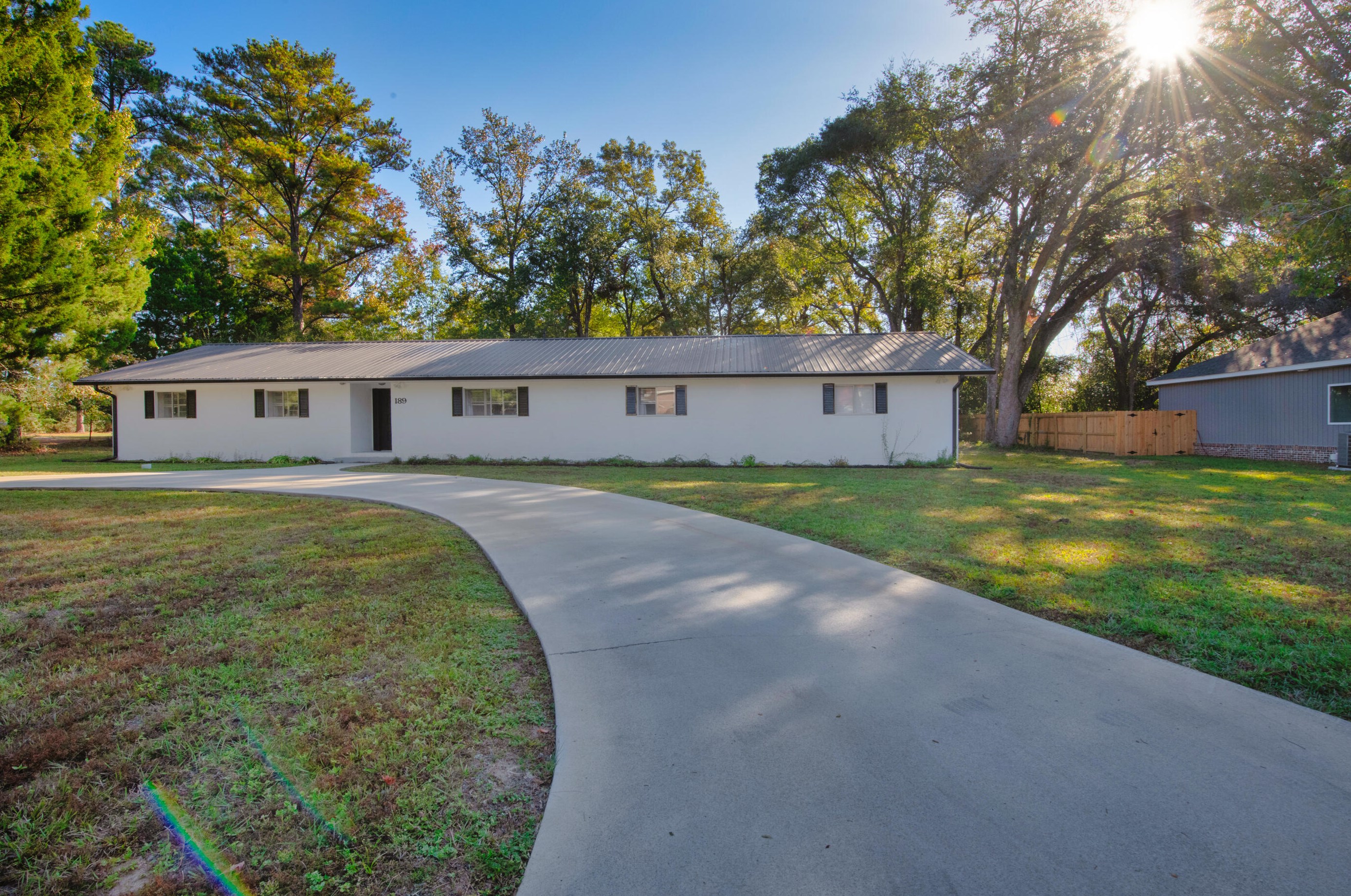 189 Shady Ln, Crestview, FL 32536-1727