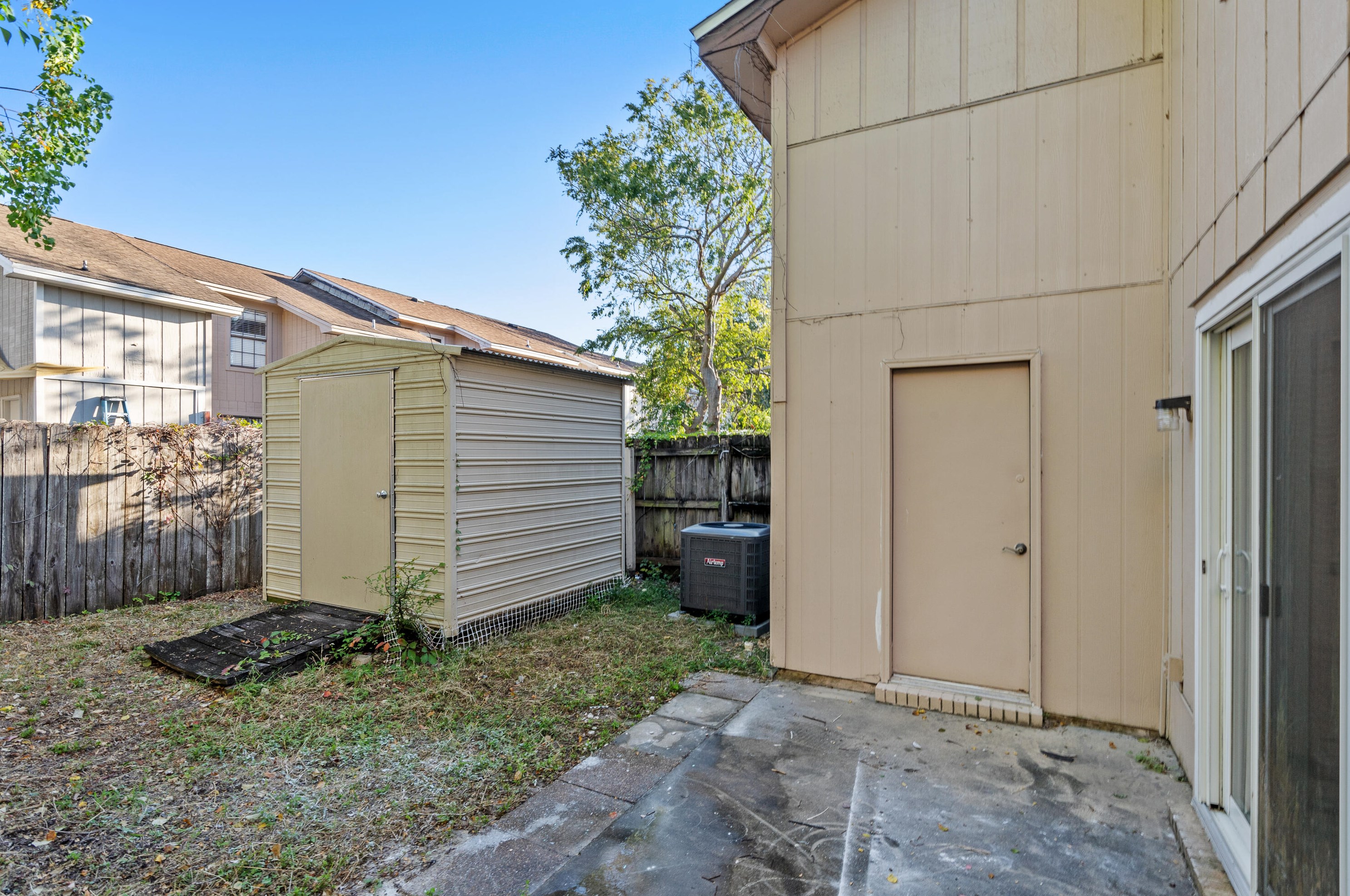 411 Nordic Ln, Fort Walton Beach FL  32548-7627 exterior