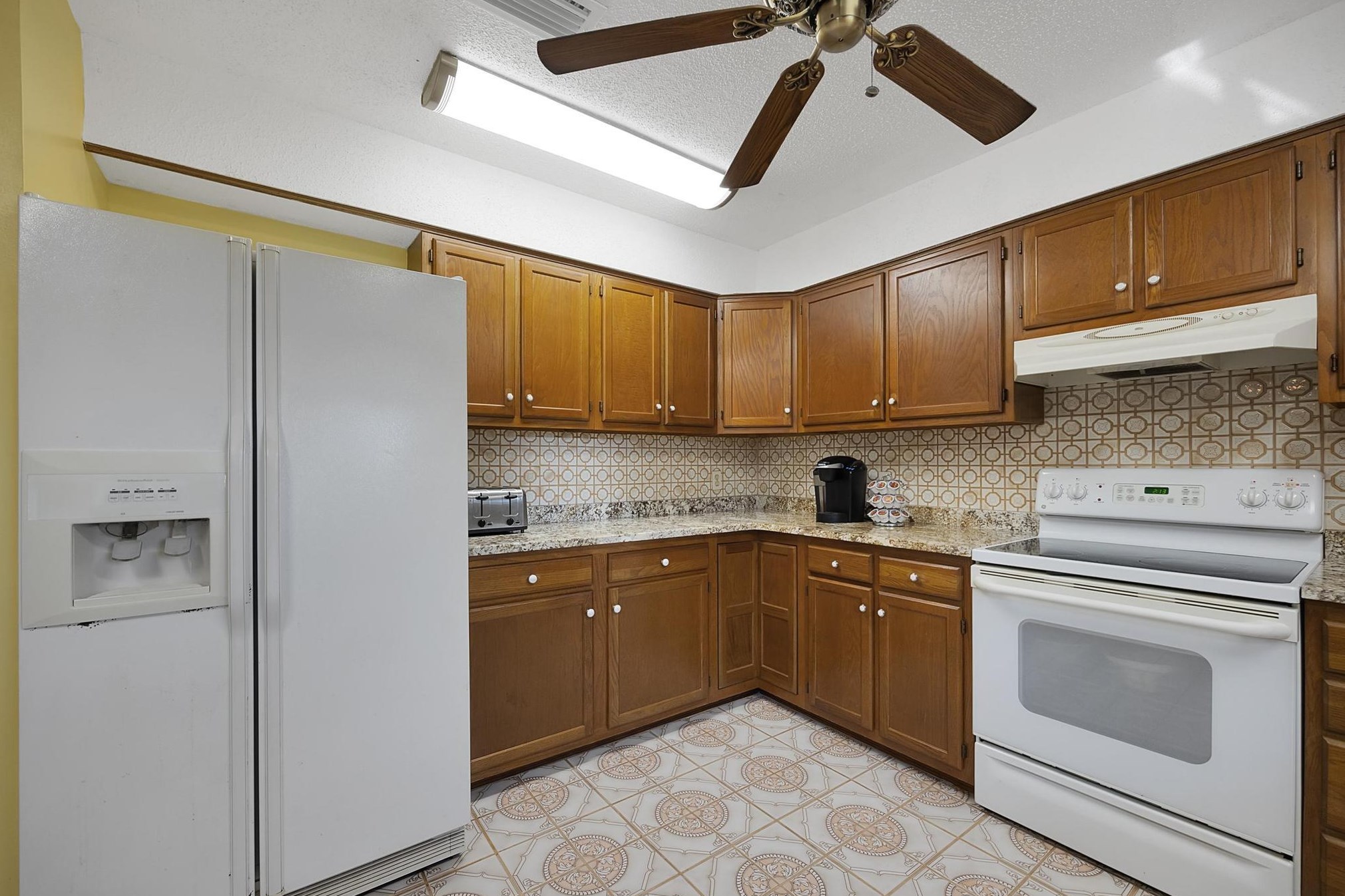 914 Aloma Faye Ln, Fort Walton Beach FL  32547-3320 exterior