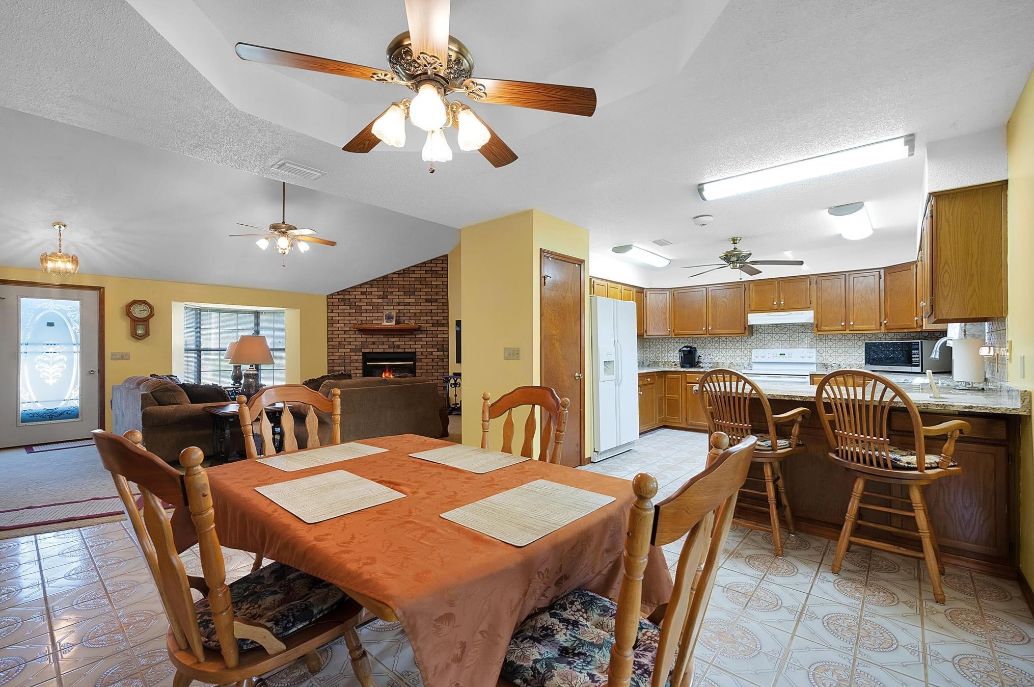 914 Aloma Faye Ln, Fort Walton Beach FL  32547-3320 exterior