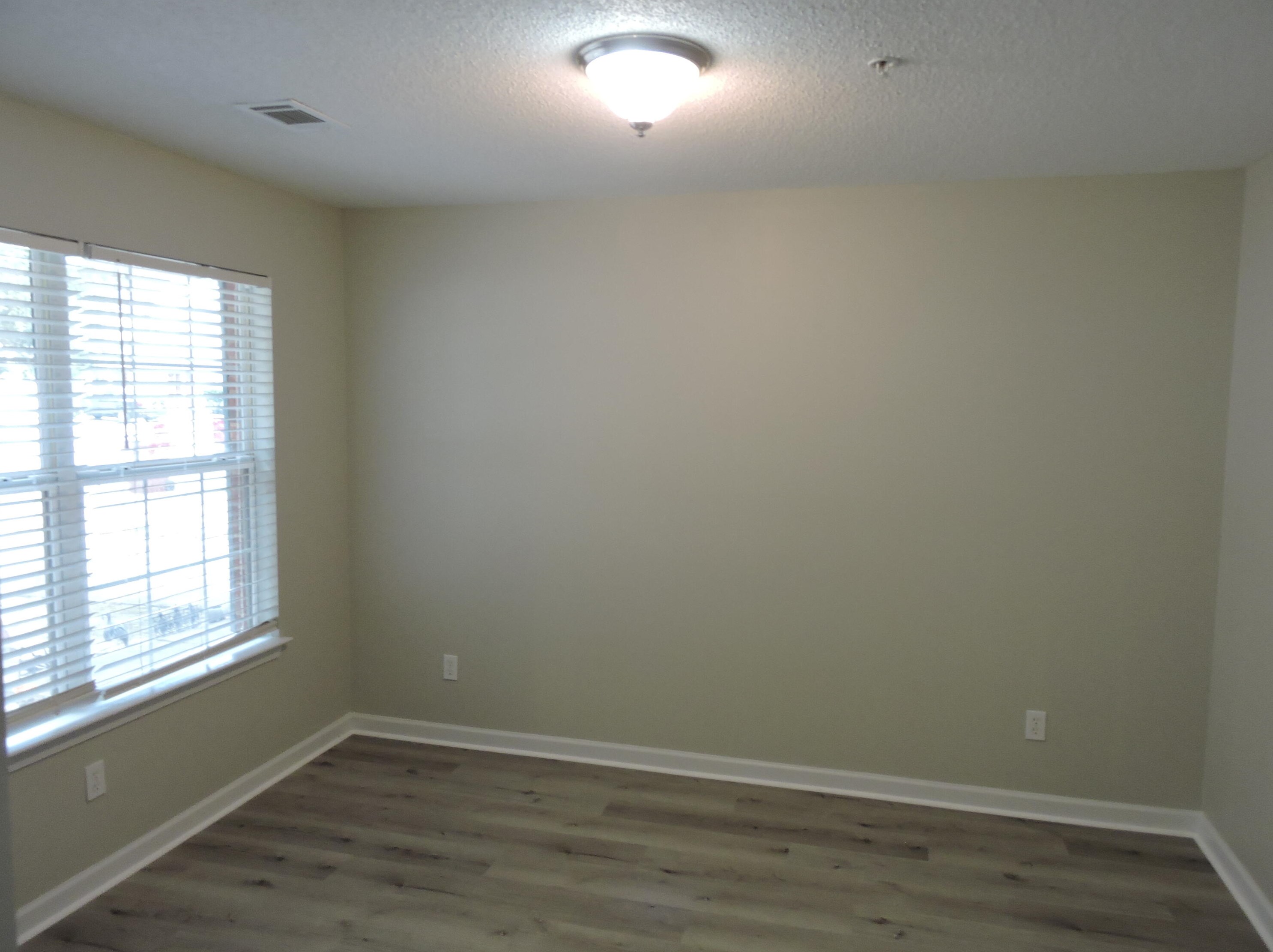 157 Swaying Pine Ct, Crestview FL  32539-5799 exterior