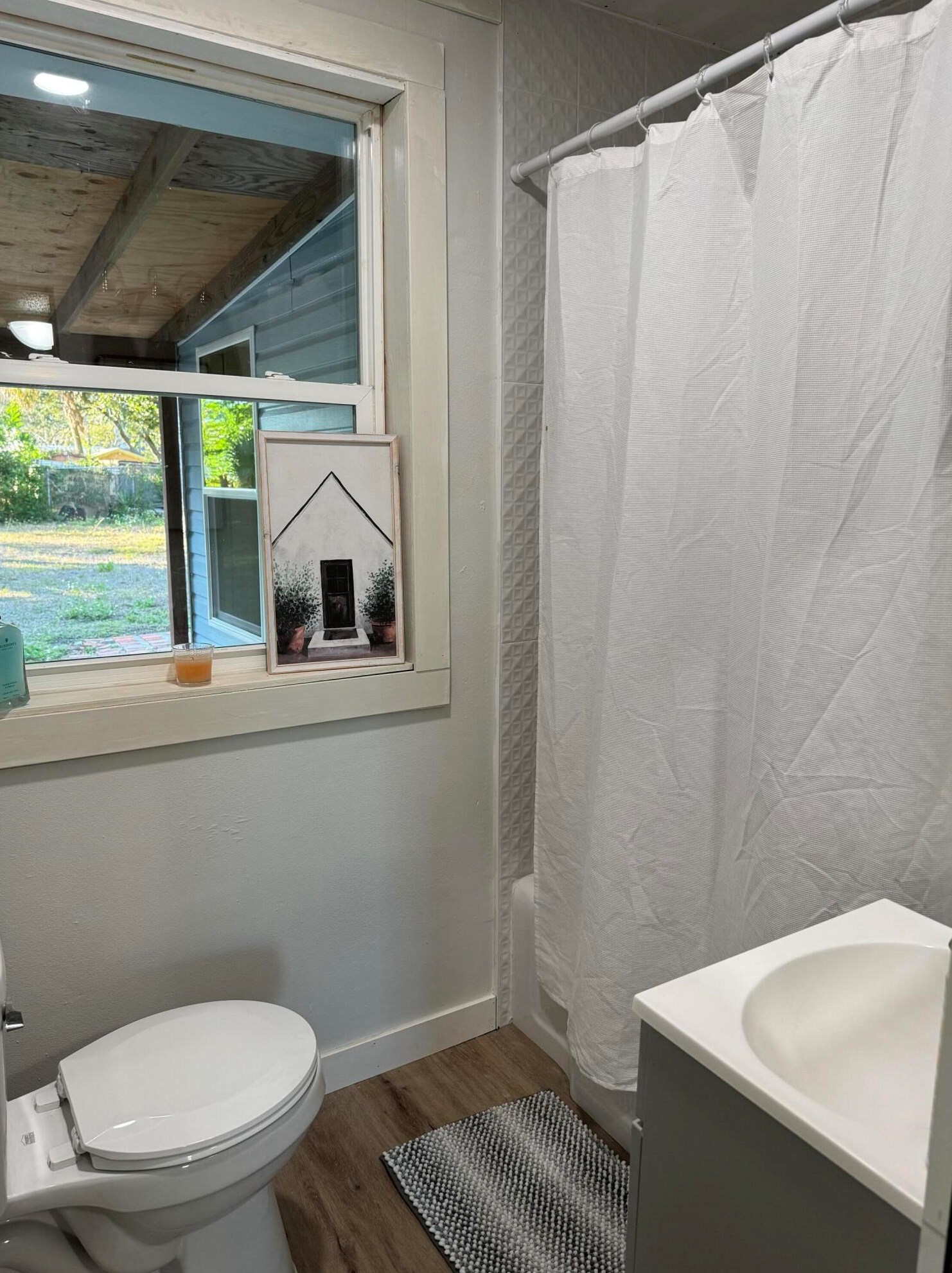 248 Beachview Dr, Fort Walton Beach FL  32547-2836 exterior