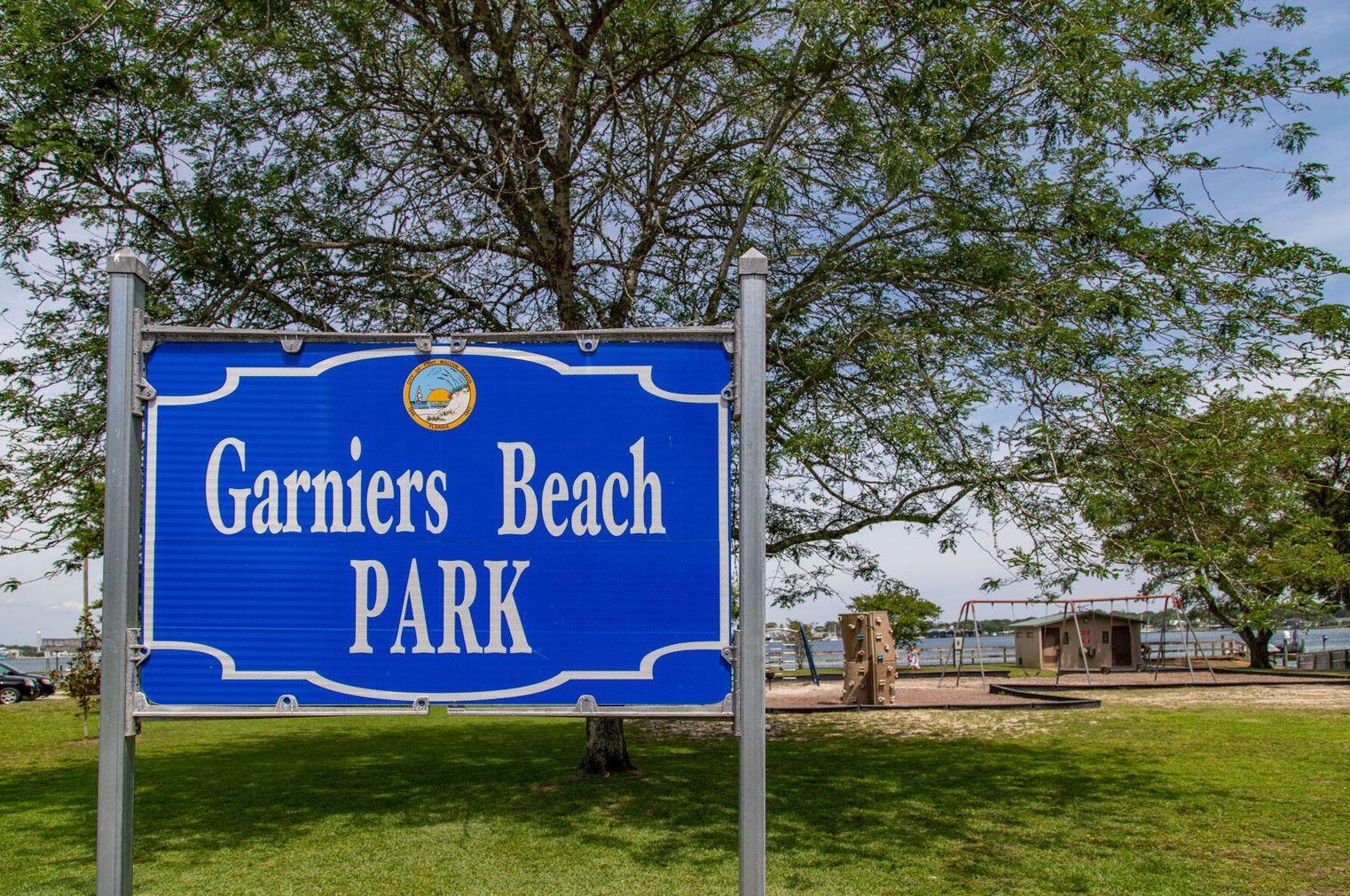 248 Beachview Dr, Fort Walton Beach FL  32547-2836 exterior