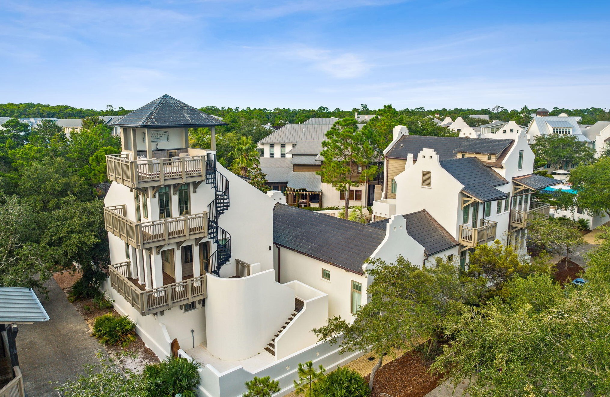 102 Water St, Panama City, FL 32413-6113