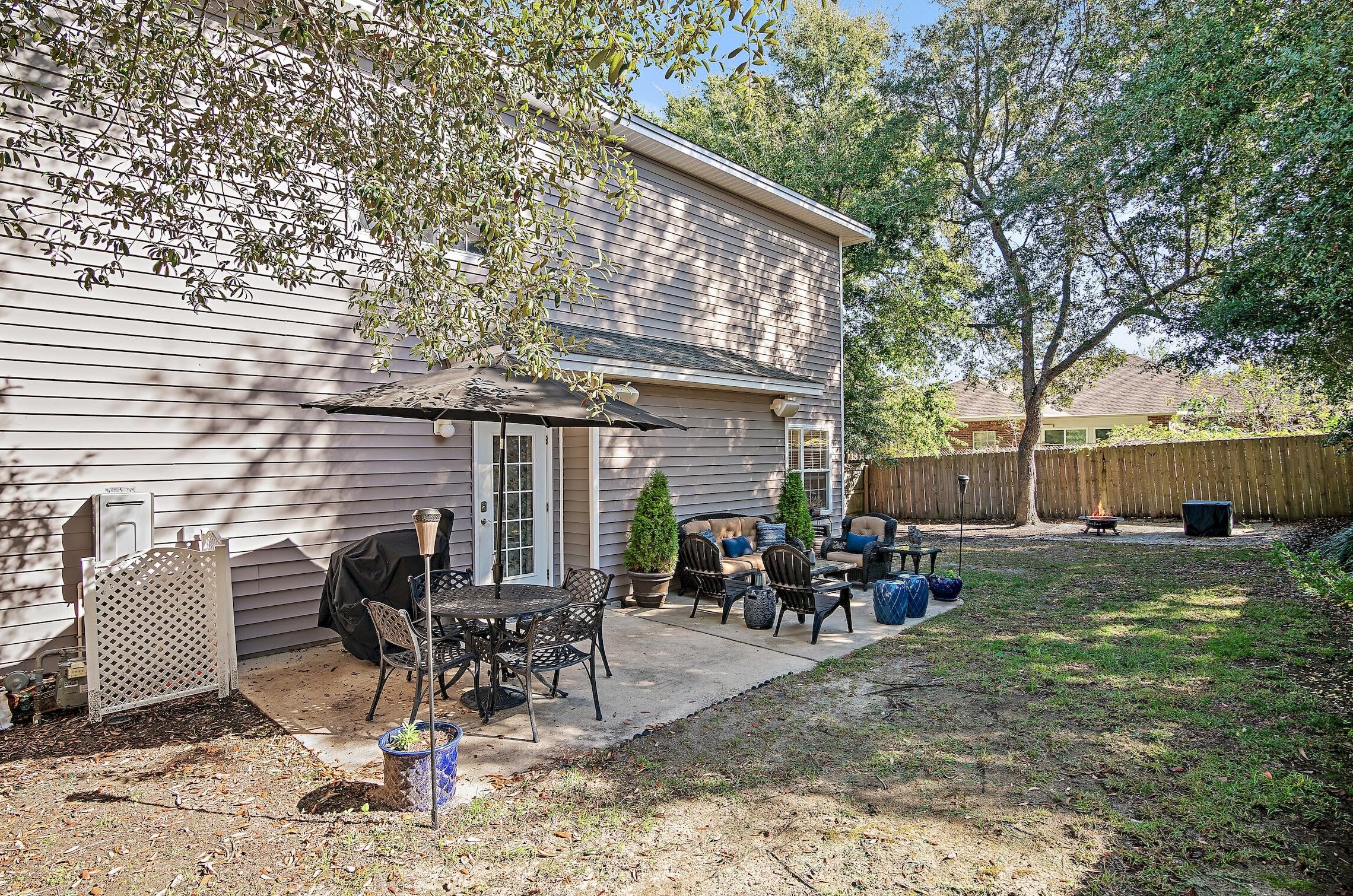 320 Fairwood Dr, Niceville FL  32578-3270 exterior