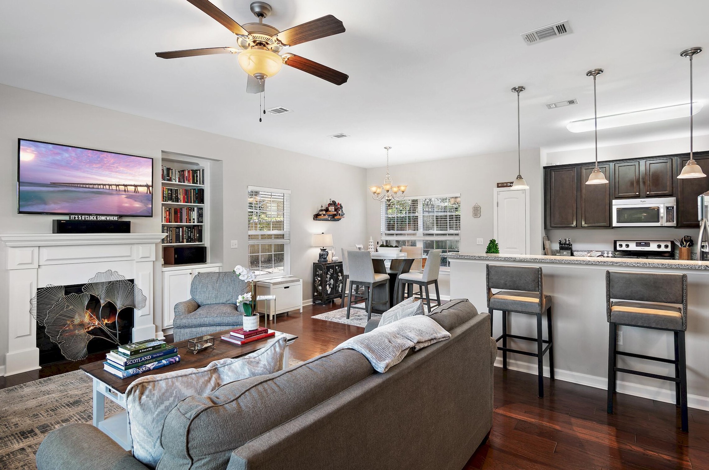 320 Fairwood Dr, Niceville FL  32578-3270 exterior