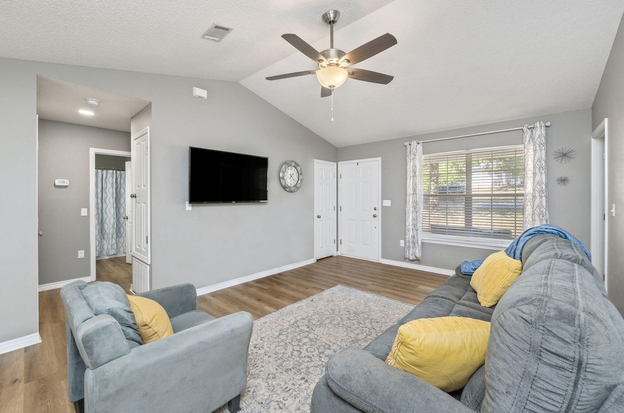 114 Jeff Dr, Crestview FL  32536-1600 exterior