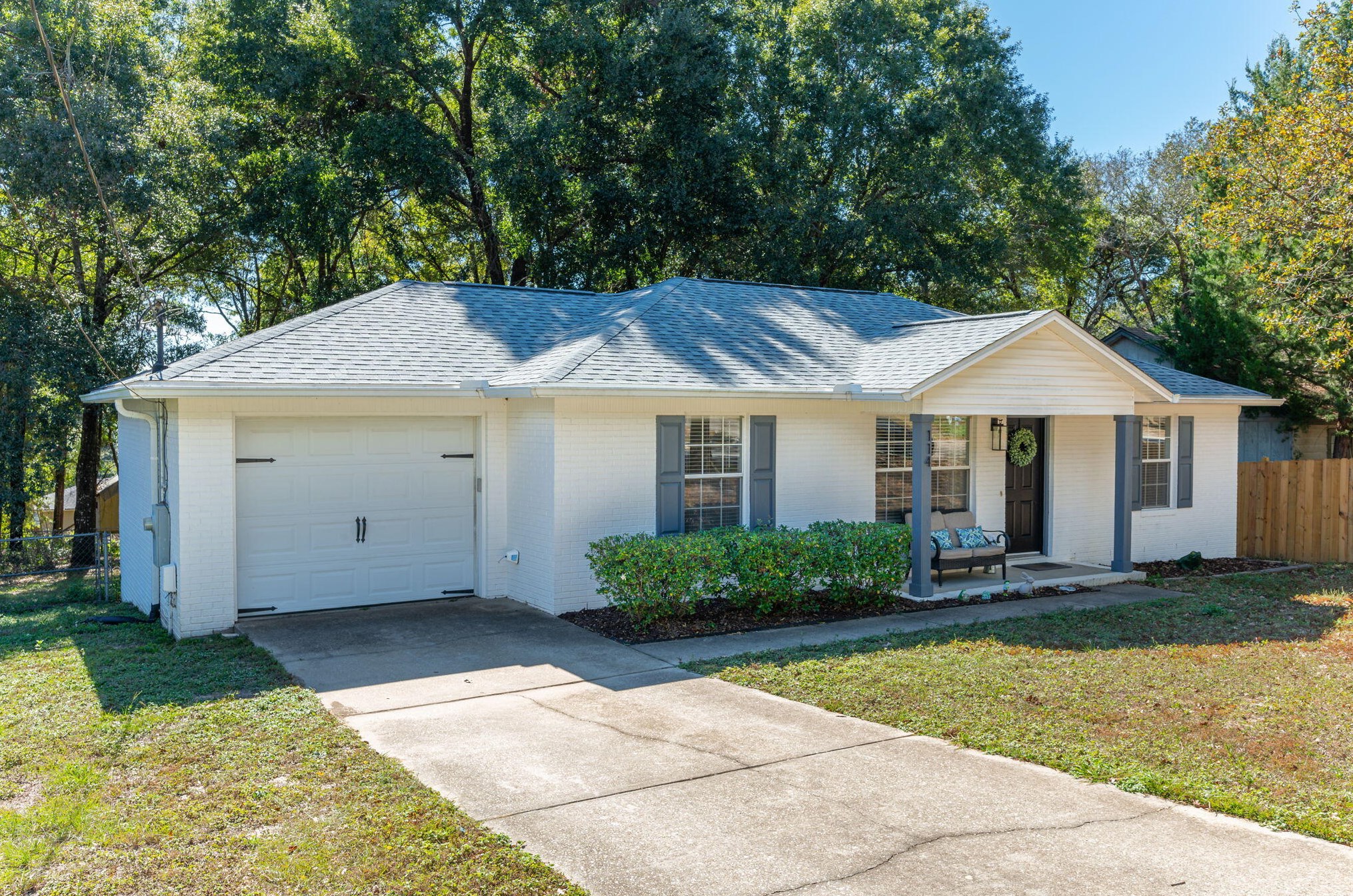 114 Jeff Dr, Crestview FL  32536-1600 exterior