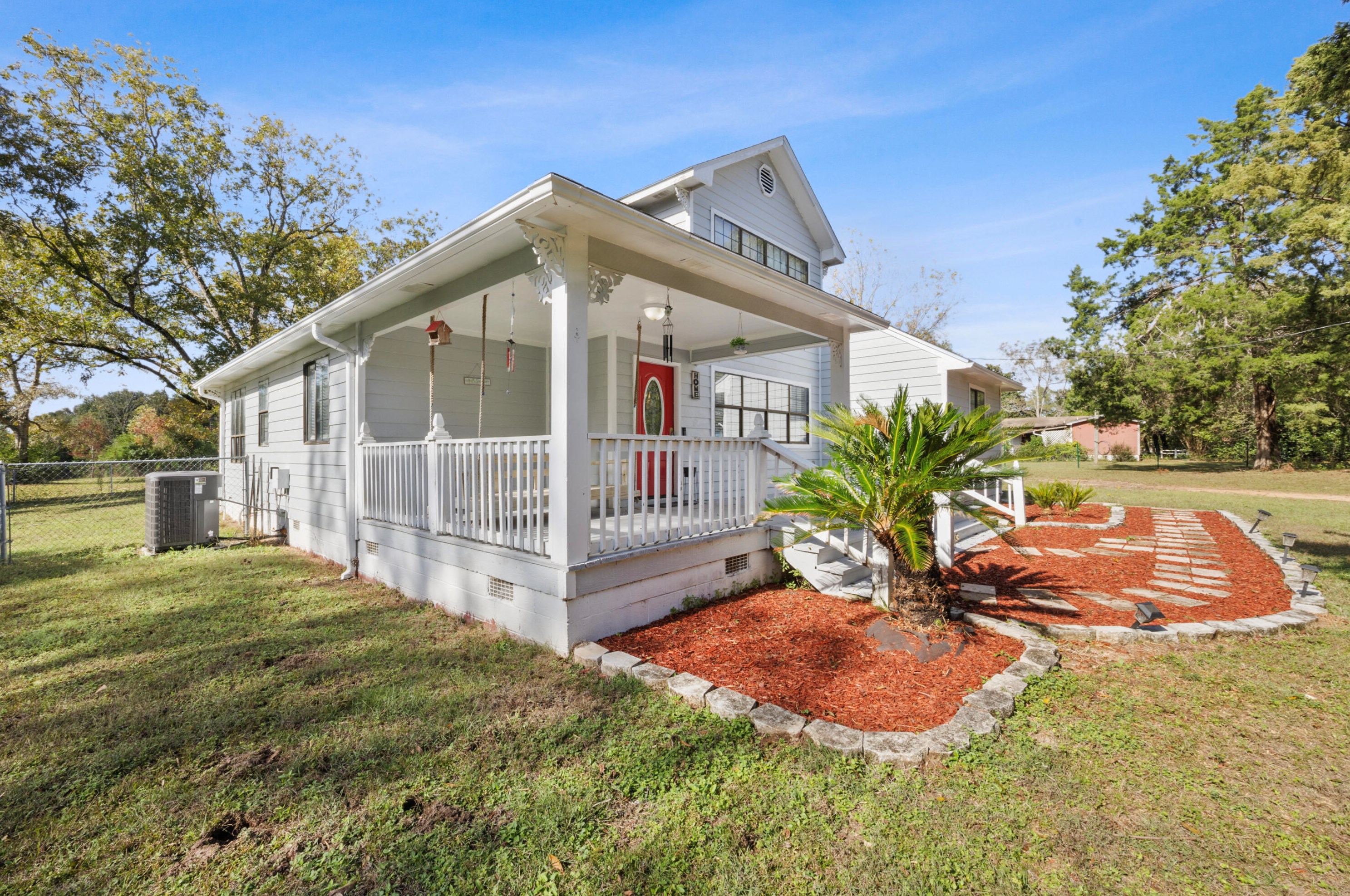 6106 Barnes Rd, Crestview, FL 32536