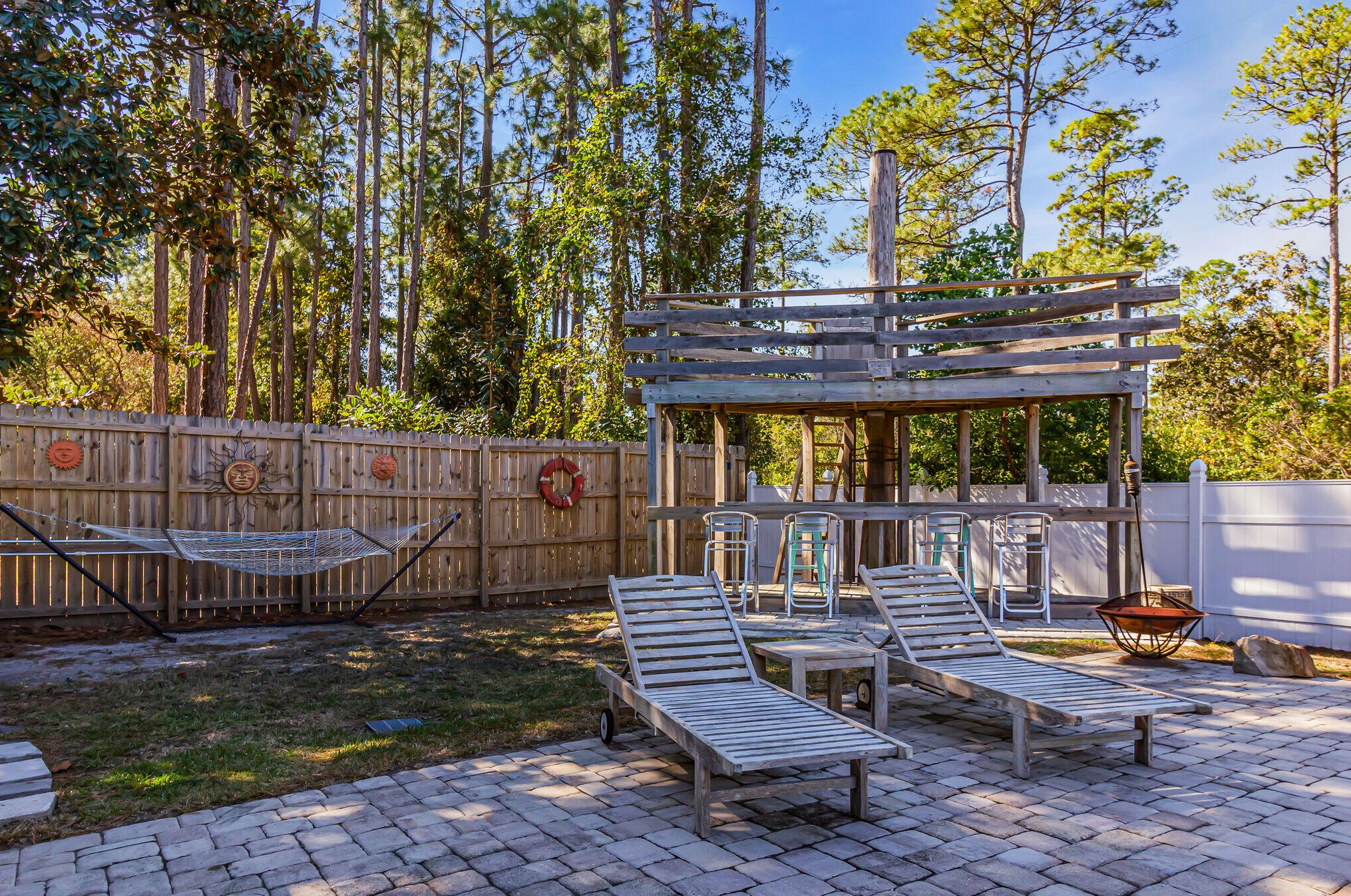 209 Santa Barbara Ave, Santa Rosa Beach FL  32459-4023 exterior