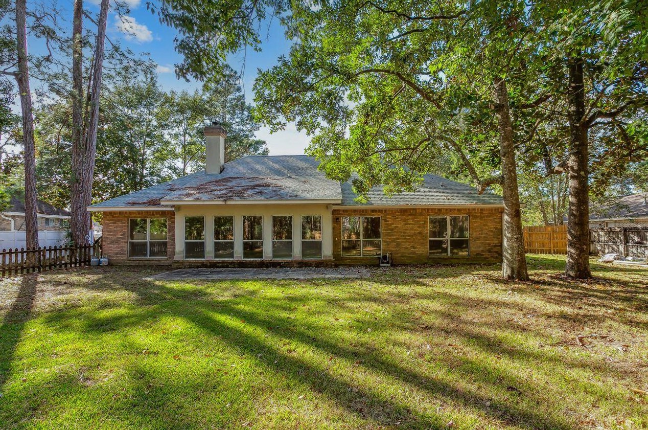 209 Yacht Club Dr, Niceville FL  32578-3720 exterior
