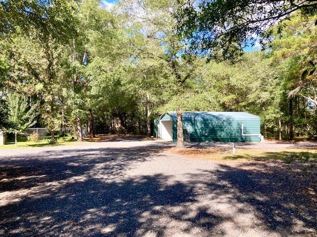 194 Creekside Ln, Defuniak Springs FL  32433-4906 exterior